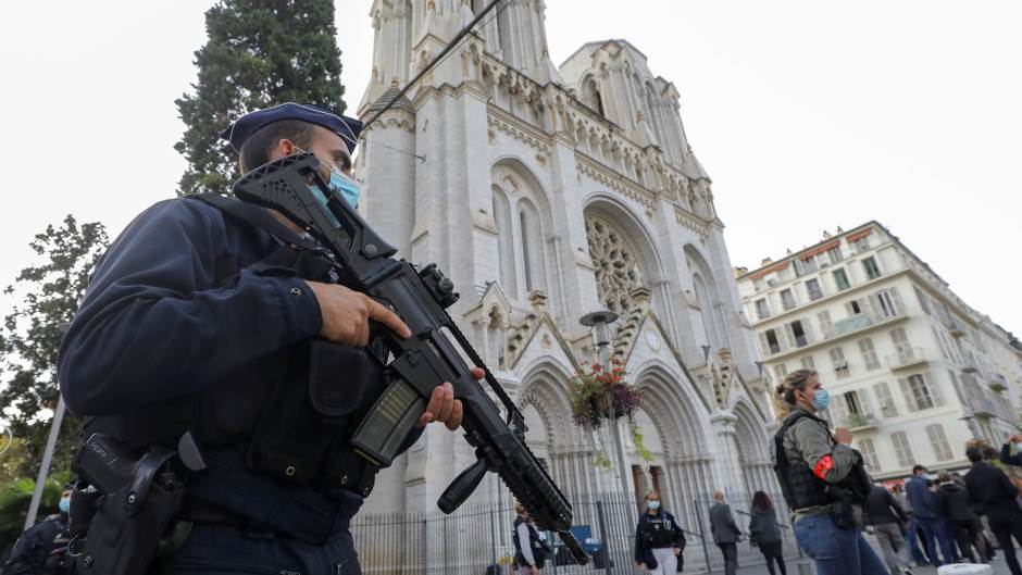 2020-10-29T145537Z_1749301232_RC2ESJ91XF9D_RTRMADP_3_FRANCE-SECURITY-NICE