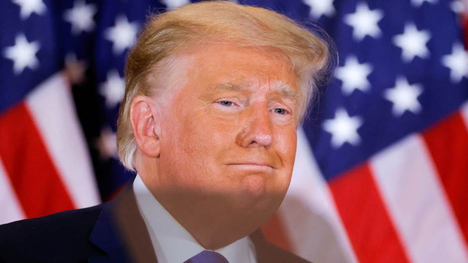 2020-11-04T083159Z_1338320649_RC28WJ9T61HB_RTRMADP_3_USA-ELECTION-TRUMP