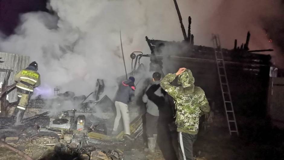 2020-12-15T050933Z_1585552034_RC2HNK9FM66D_RTRMADP_3_RUSSIA-FIRE