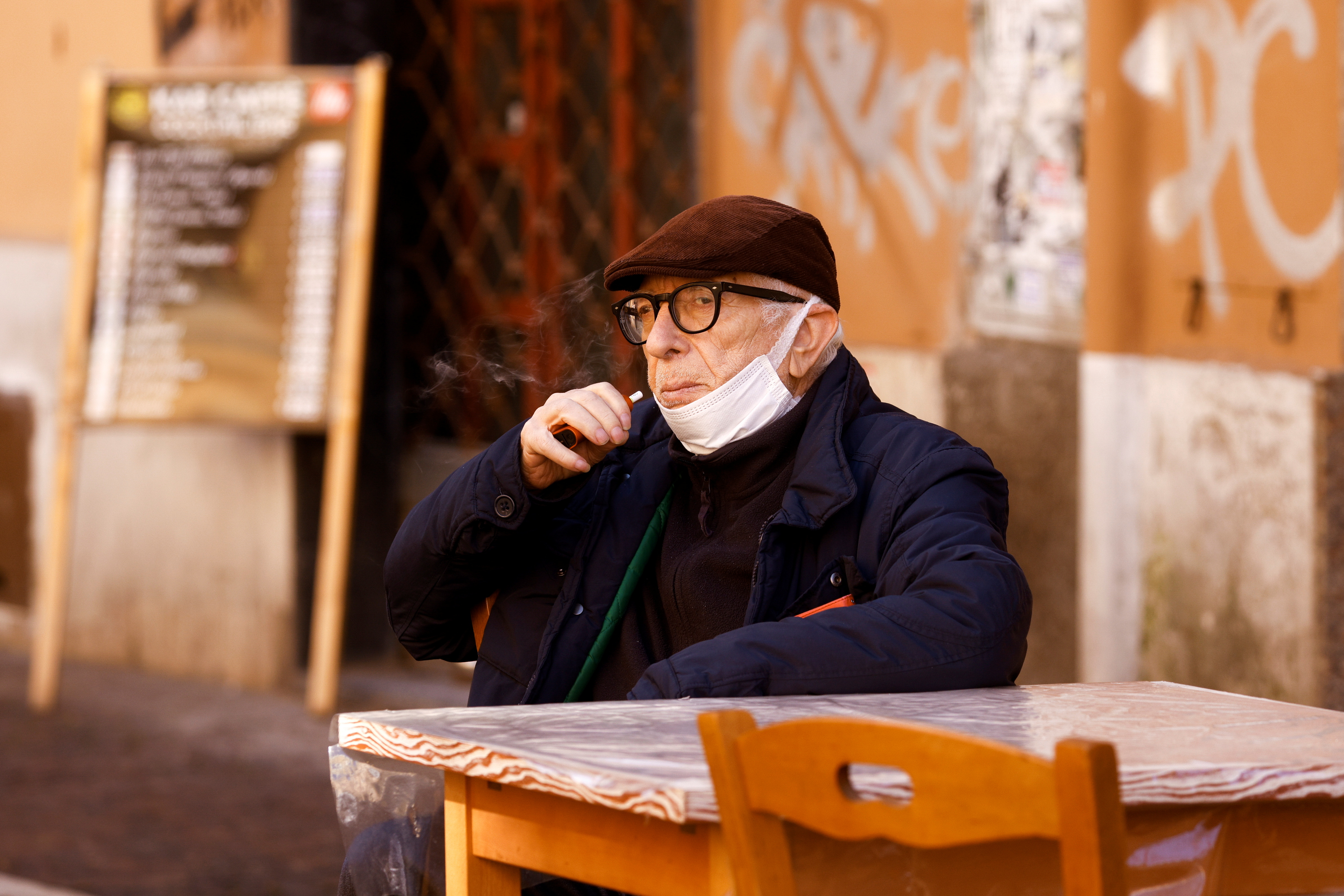 italija, koronavirus, kafići Italian enjoy relaxation of COVID-19 restrictions