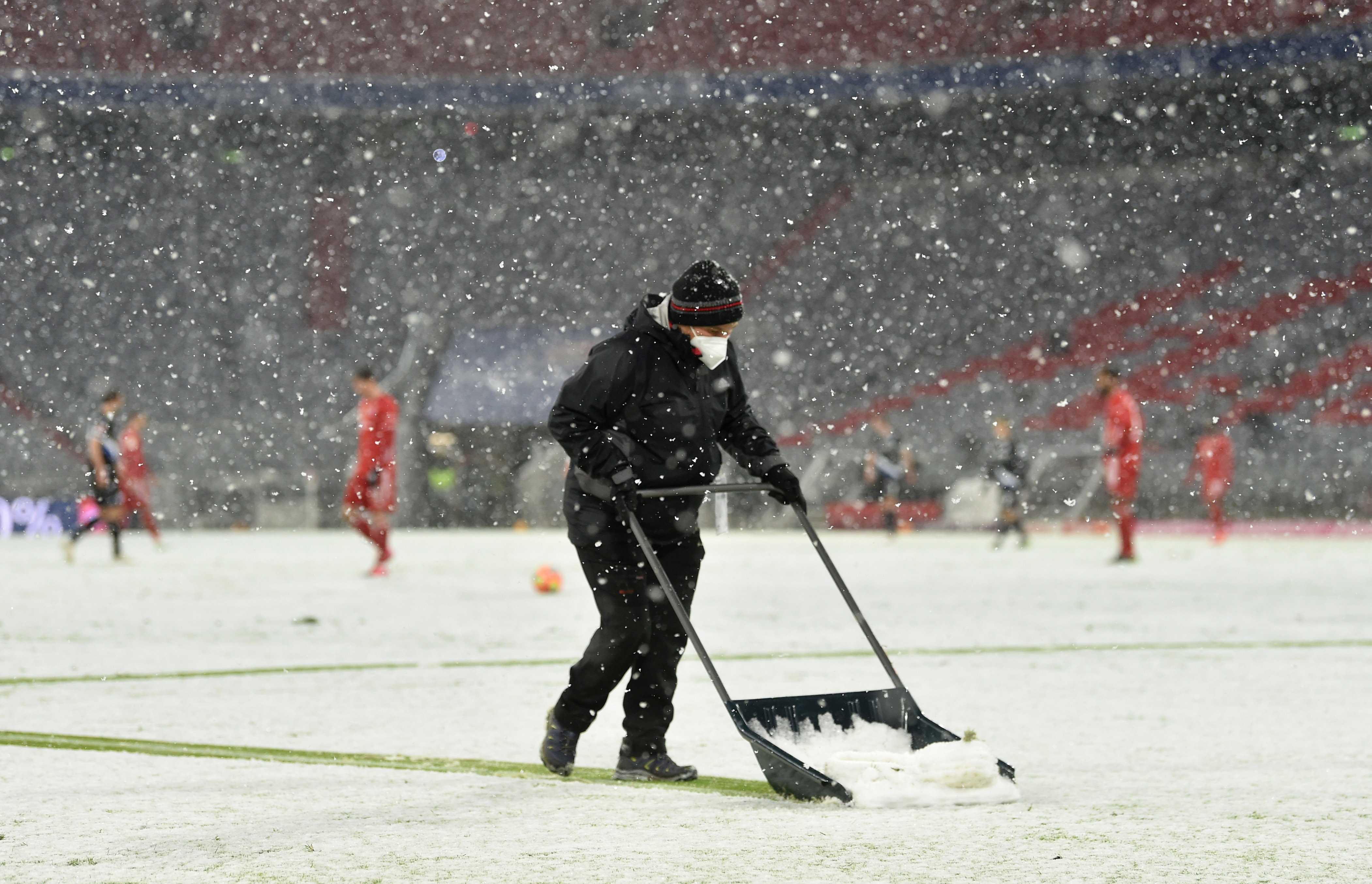 Bundesliga - Bayern Munich v Arminia Bielefeld