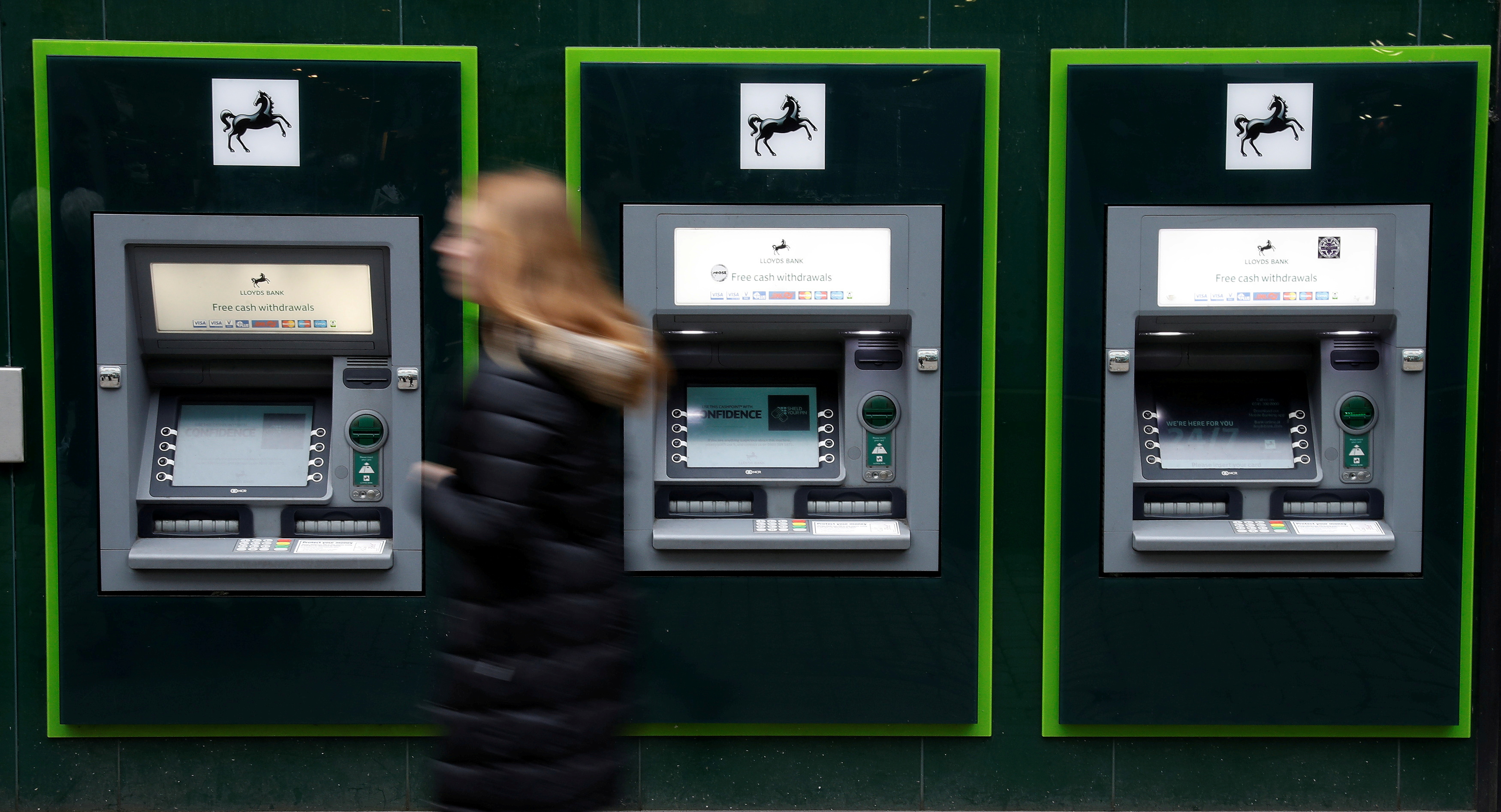 bankomati, banka, novac