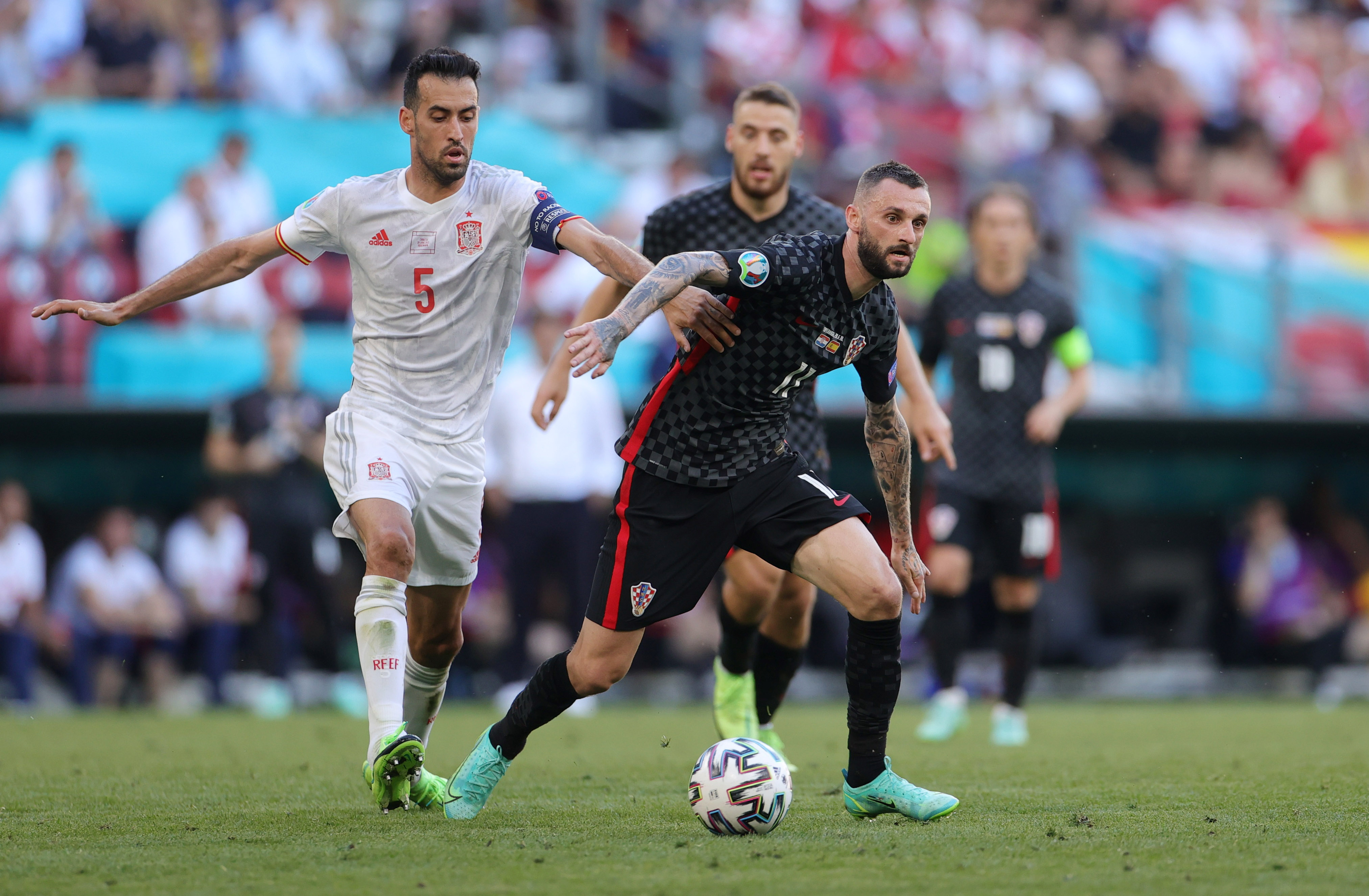 Sergio Busquets, Marcelo Brozović