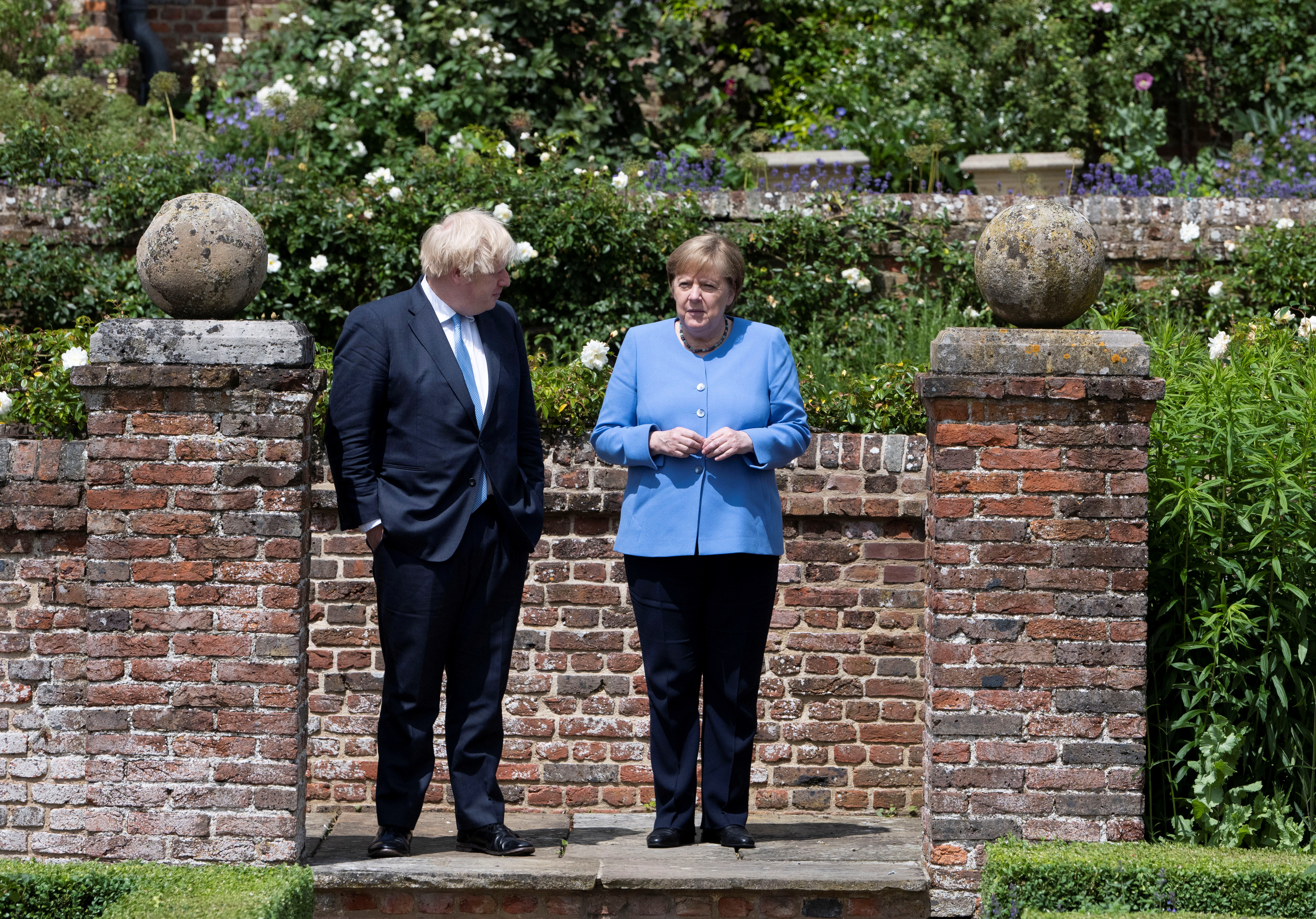 Boris Johnson, Angela Merkel