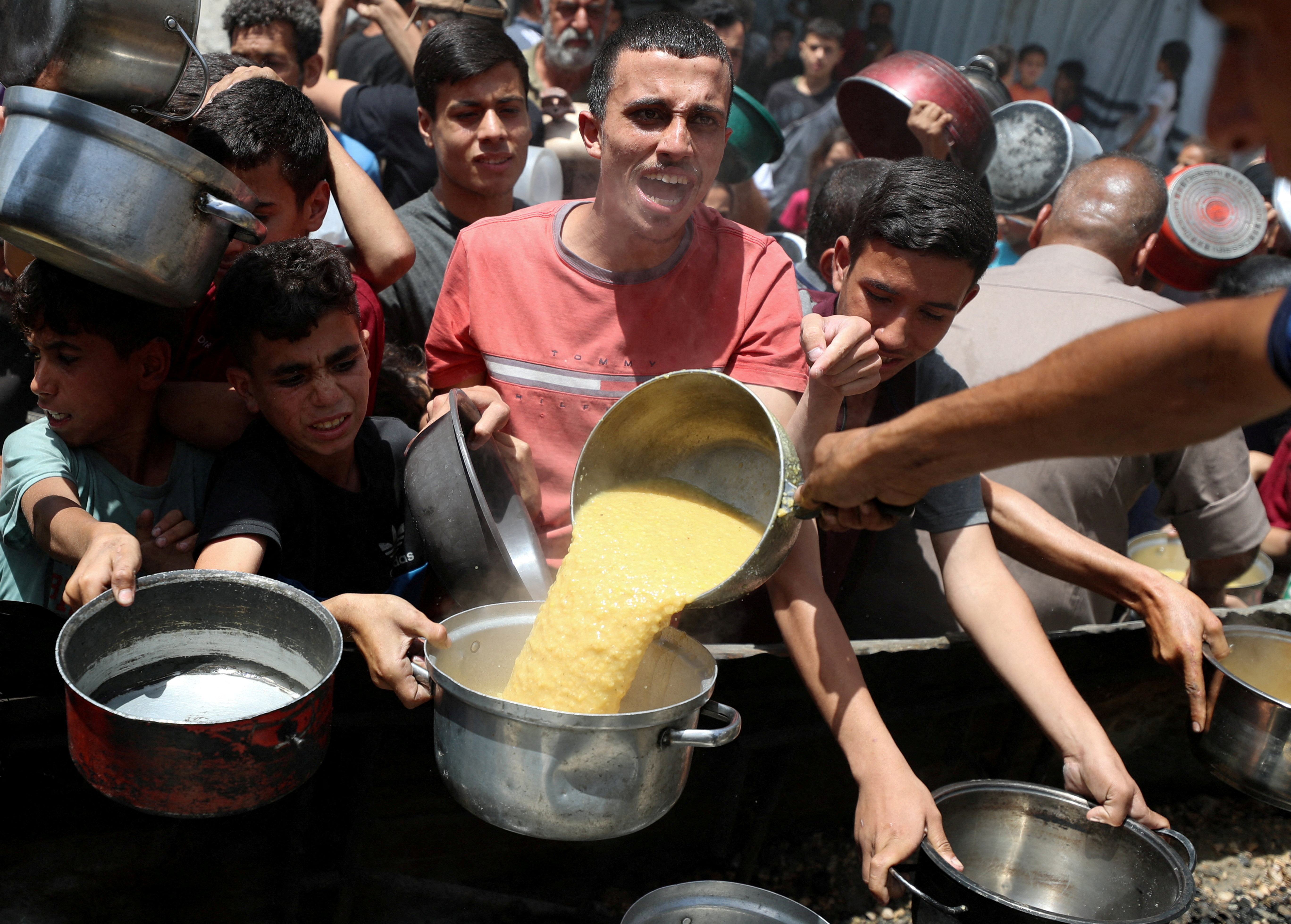 Humanitarna pomoć u Gazi, gaza, reuters 20.5.2025.