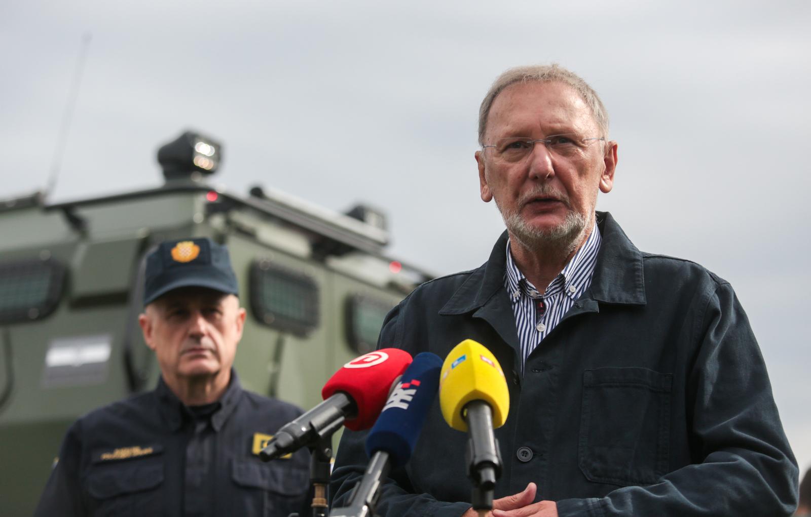 PXL_280925_139224939