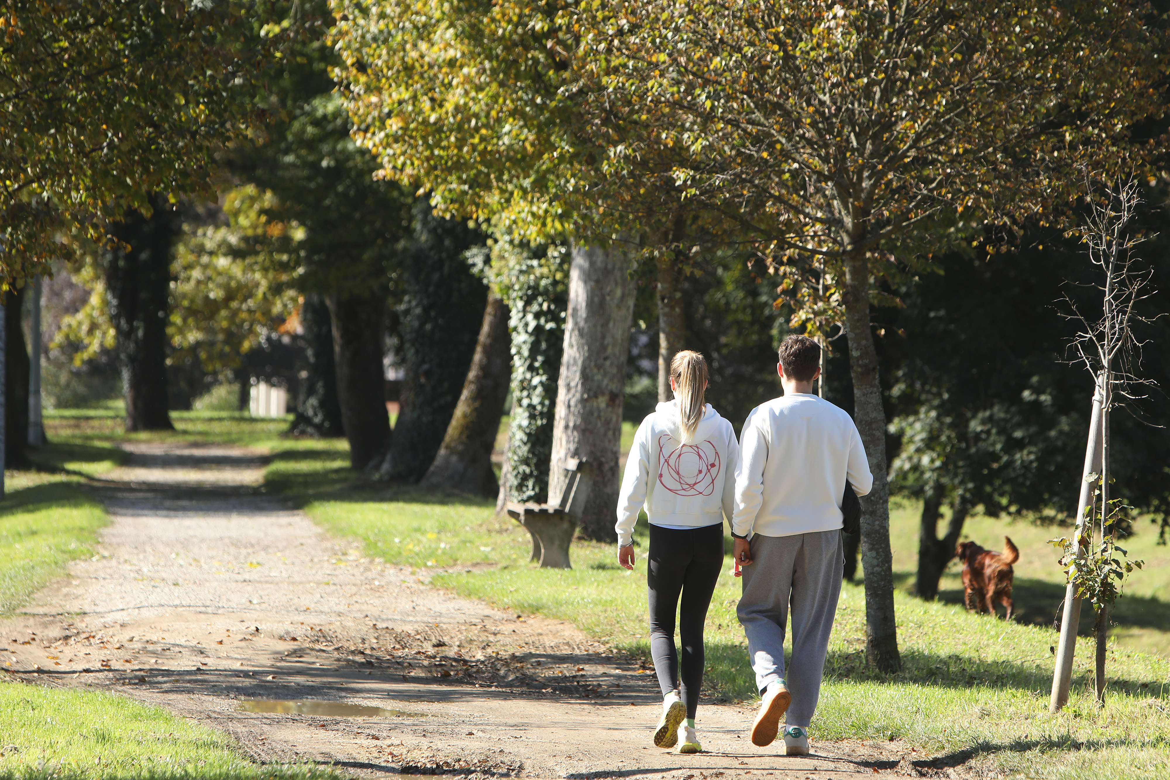 08.10.2025., Karlovac - Toplo i suncano jesensko prijepodne mnogi su iskoristili za boravak na zraku Photo: Kristina Stedul Fabac/PIXSELL