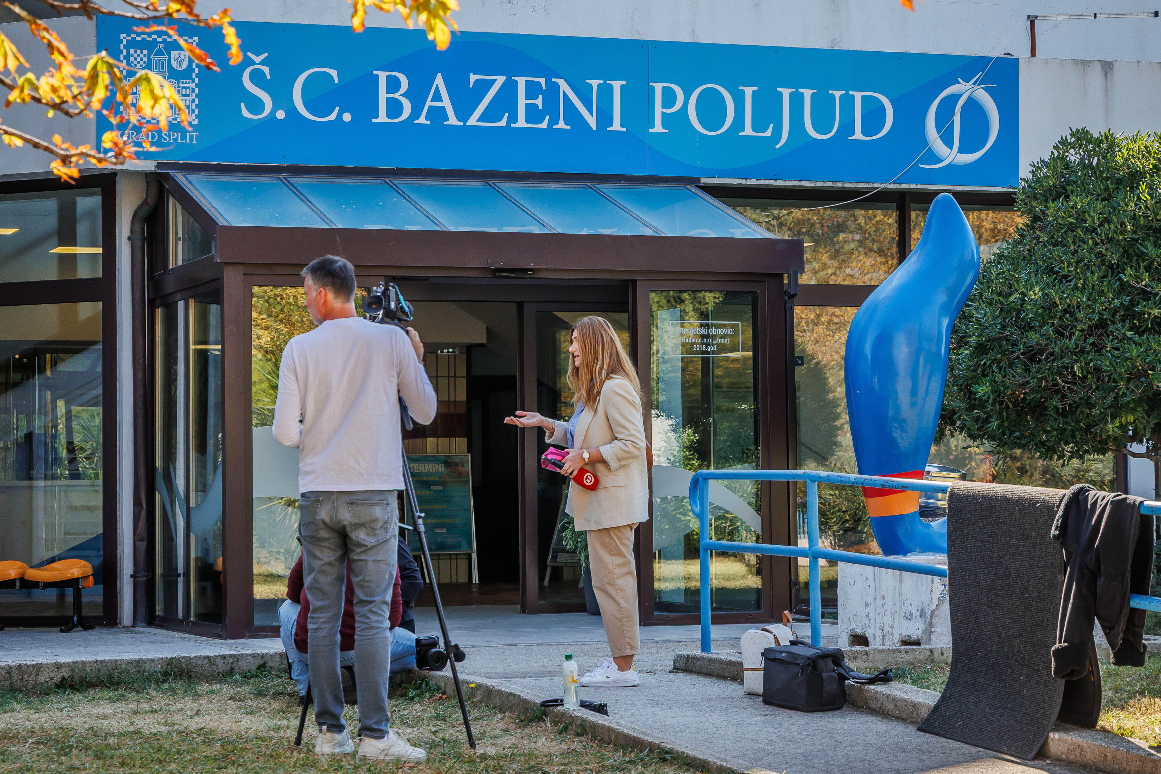 Nesreca na bazenima Poljud. Jutros je doslo do problema nakon isparavanja kemikalija u u bazenima pri ispiranju crijeva.