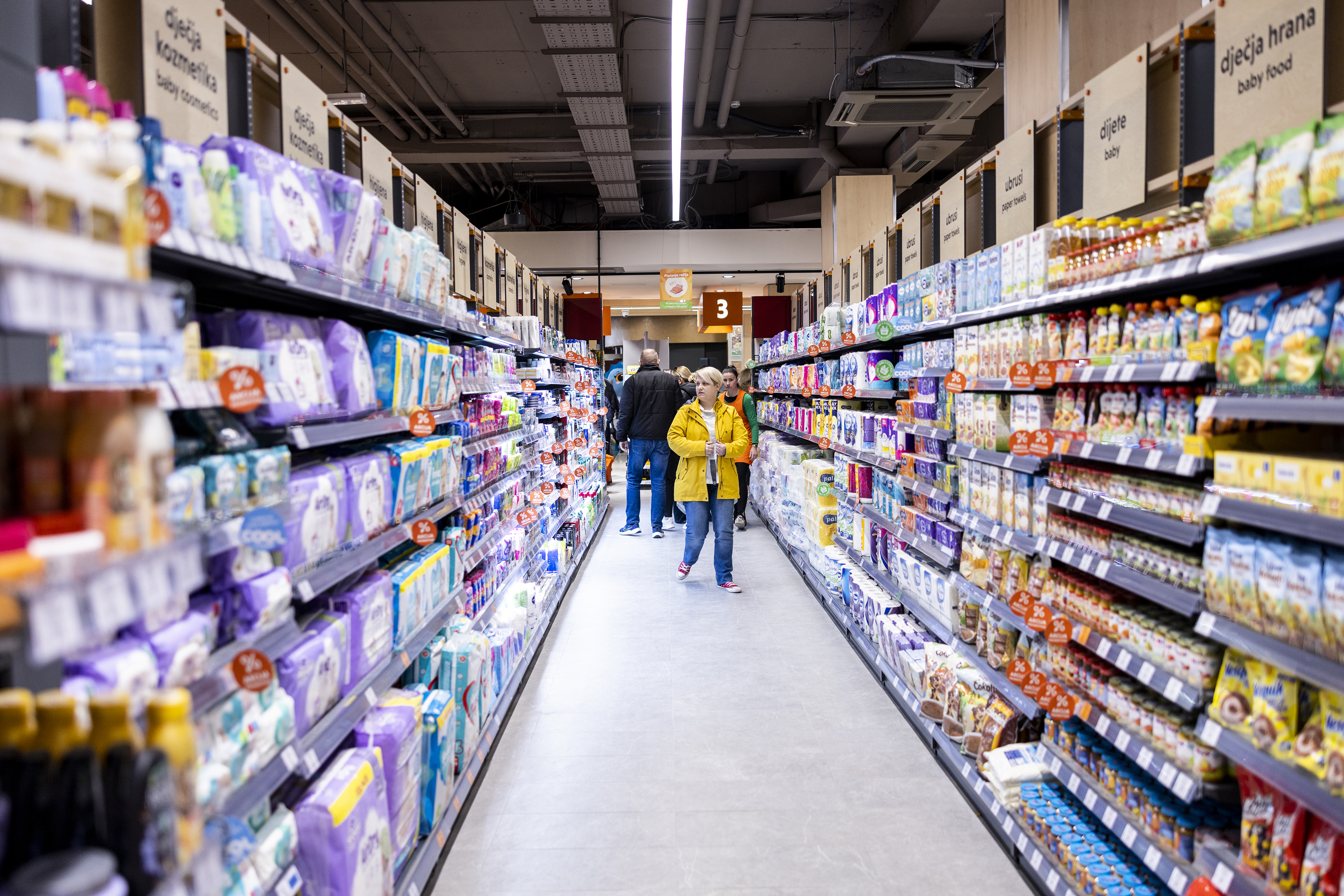 28.03.2023., Omis - Otvorenje preuredene poslovnice Studenca u Omisu. Photo: Milan Sabic/PIXSELL