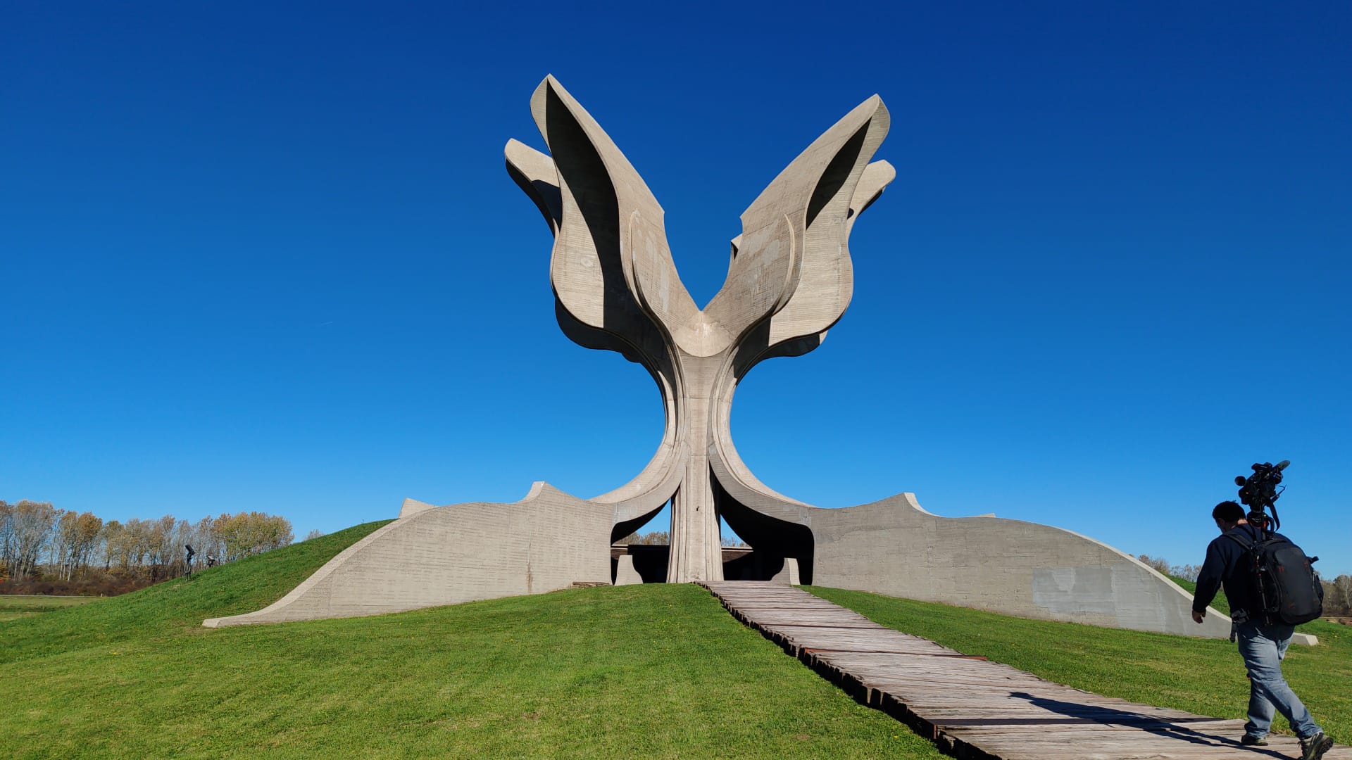 spomenik u Jasenovcu