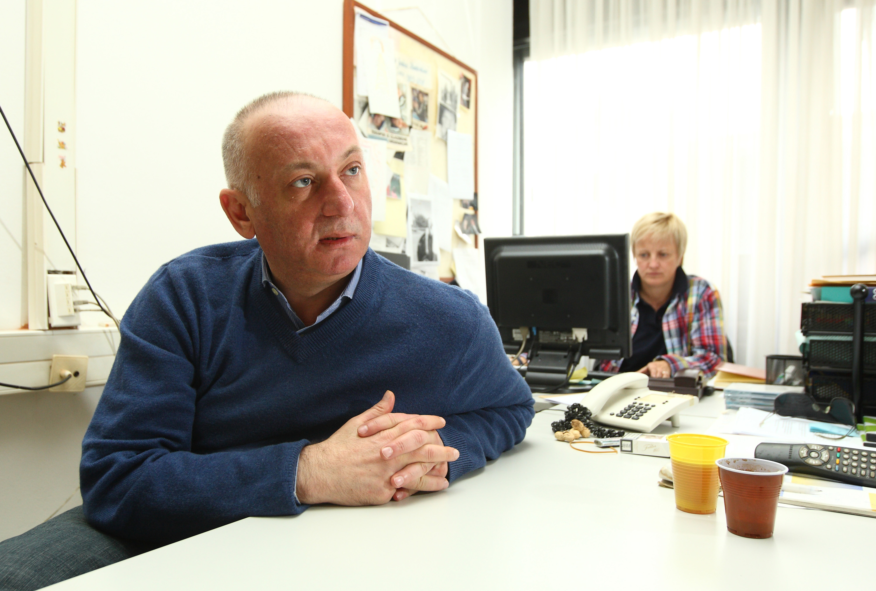 Denis Latin o Thompsonu