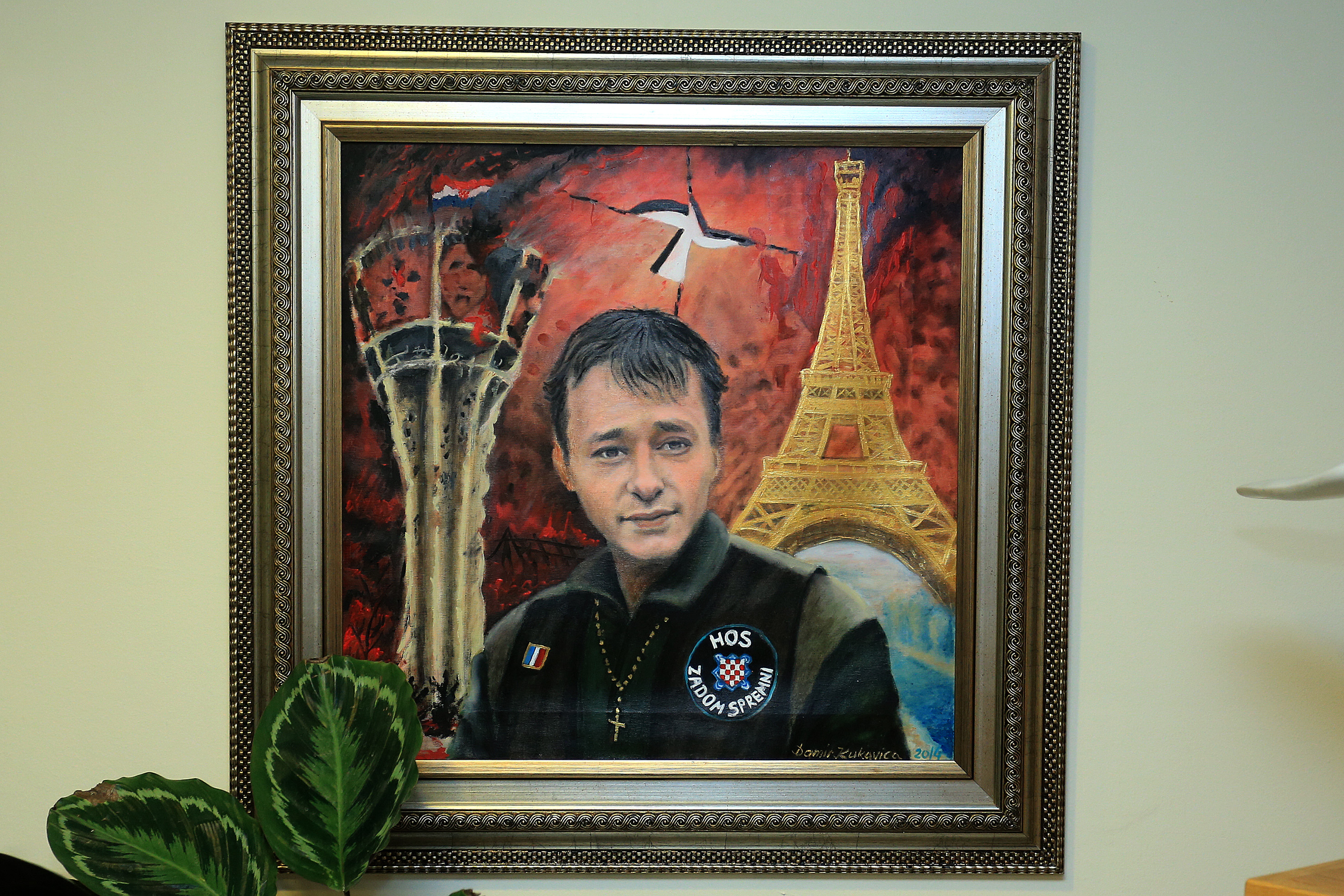 20.04.2015., Vukovar - Slika u gradskom poglavarstvu Jean-Michel Nicolier  jedan od 481 stranih dragovoljaca domovinskog rata. rPhoto: Davor Javorovic/PIXSELL