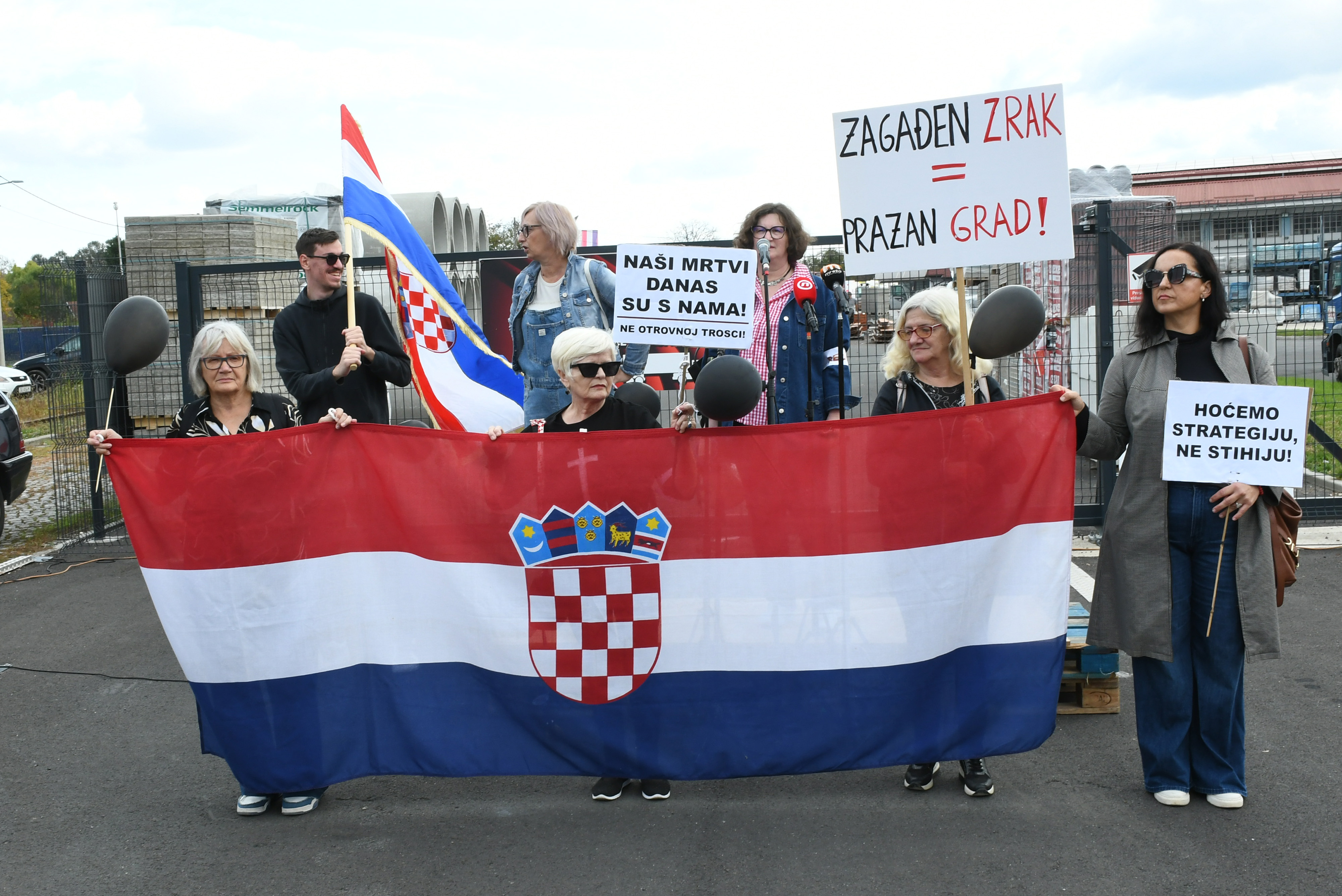 Siščani ne žele biti smetliščani