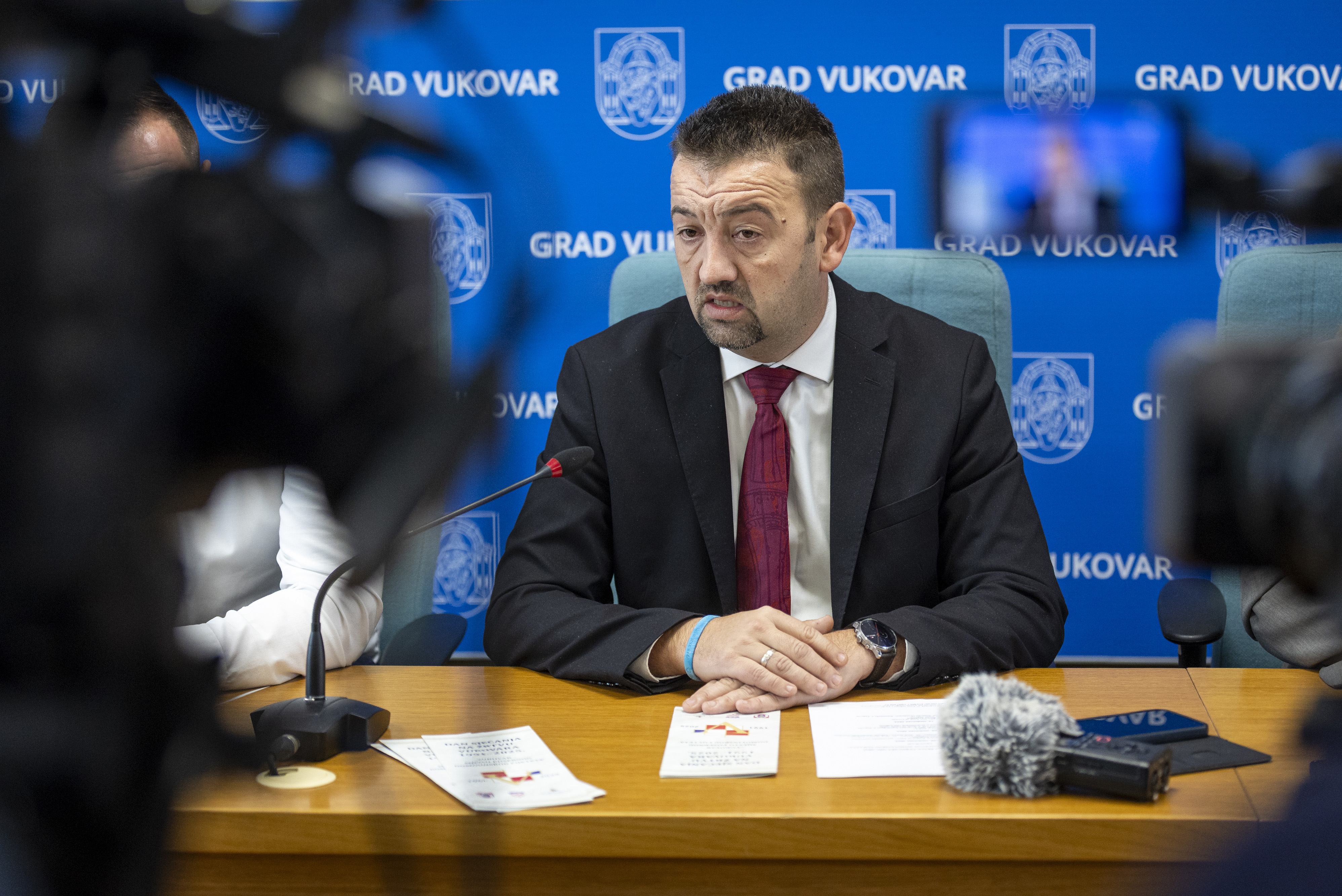 05.11.2025., Vukovar - Gradonacelnik Vukovara Marijan Pavlicek odrzao je konferenciju za medije na kojoj je predstavio program obiljezavanja Dana sjecanja na zrtvu Vukovara 1991.-2025. Photo: Davor Javorovic/PIXSELL