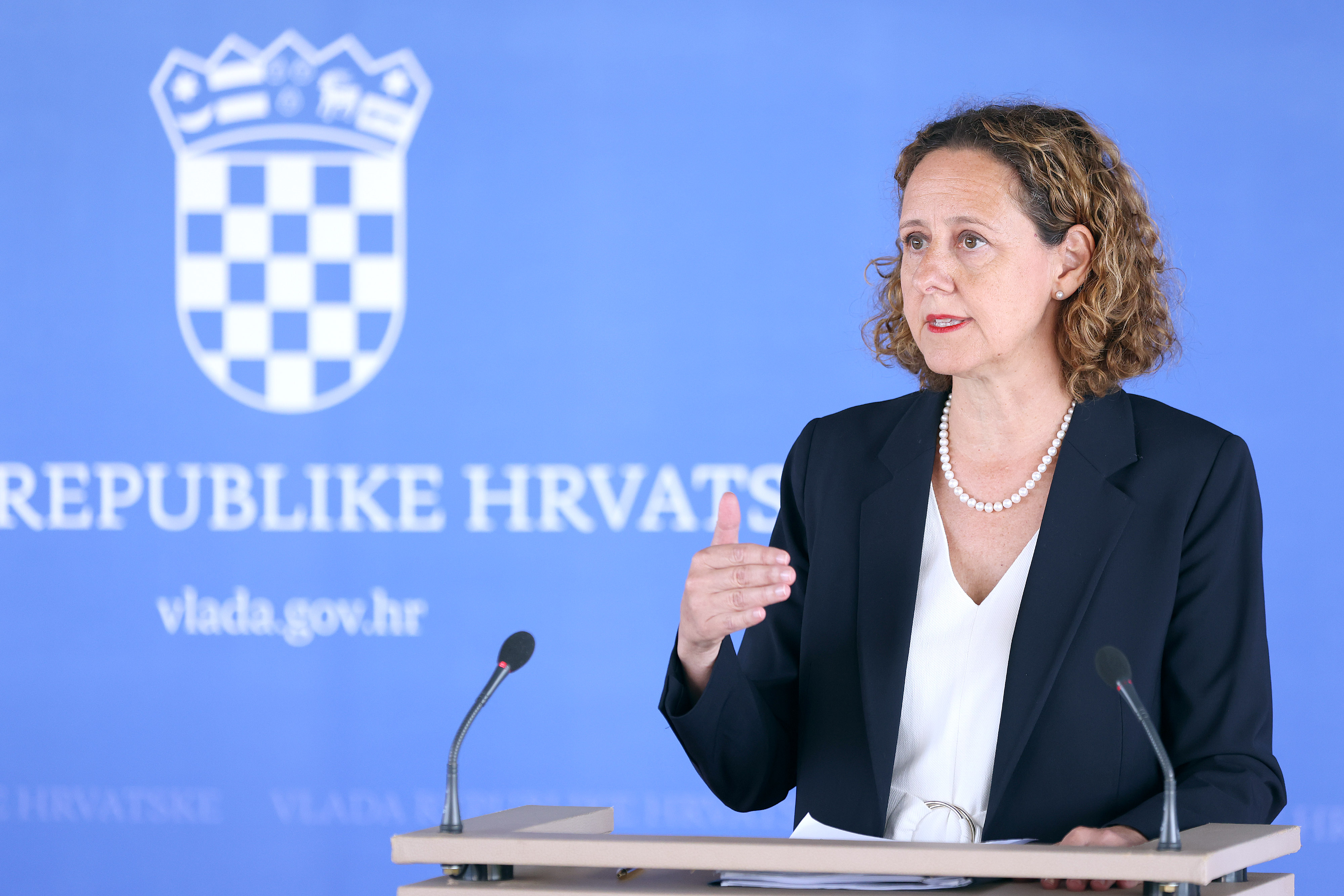 PXL_280825_137384804