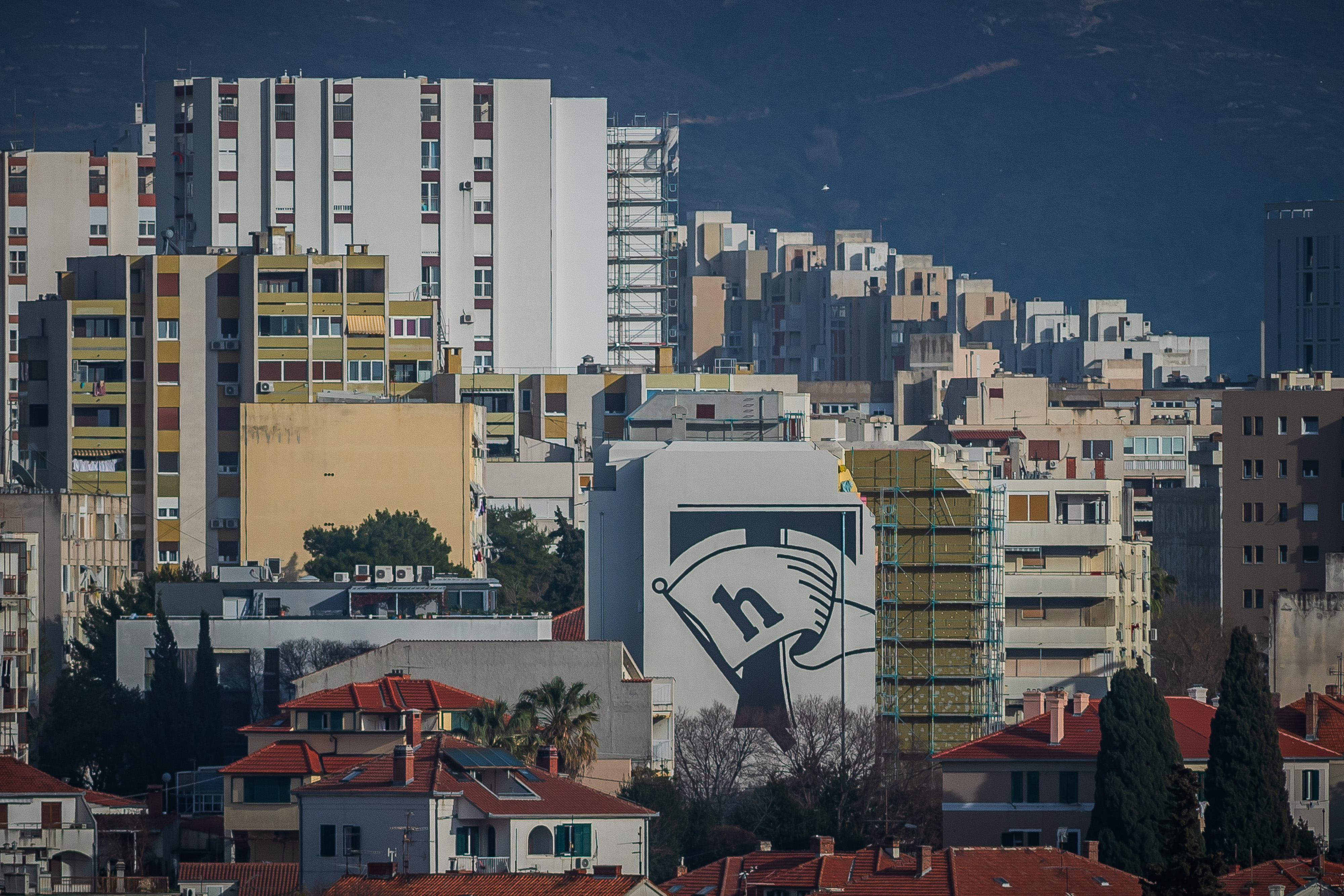Pogled na Torcidin mural s Marjana. Photo: Zvonimir Barisin/PIXSELL