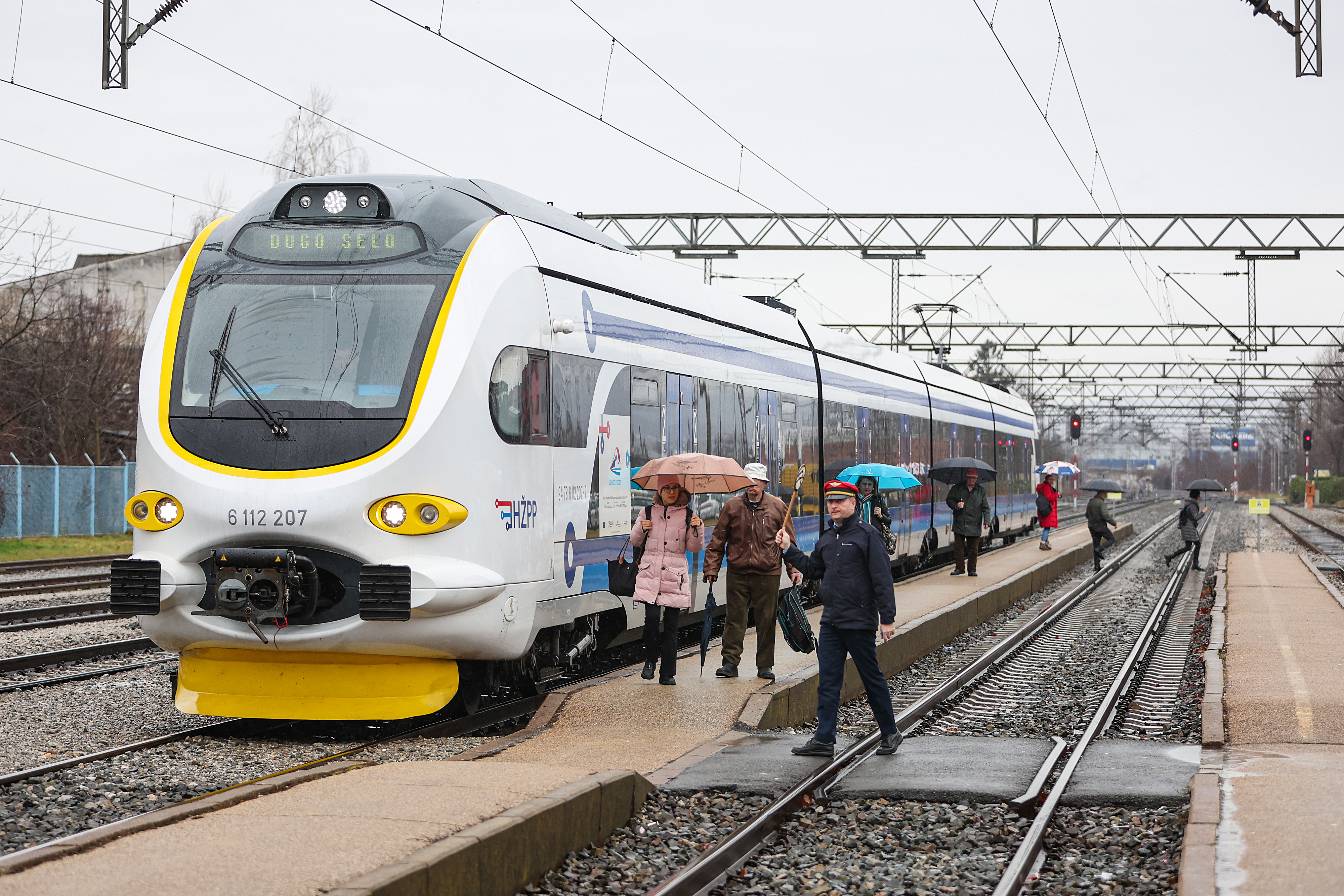 PXL_270225_128991250