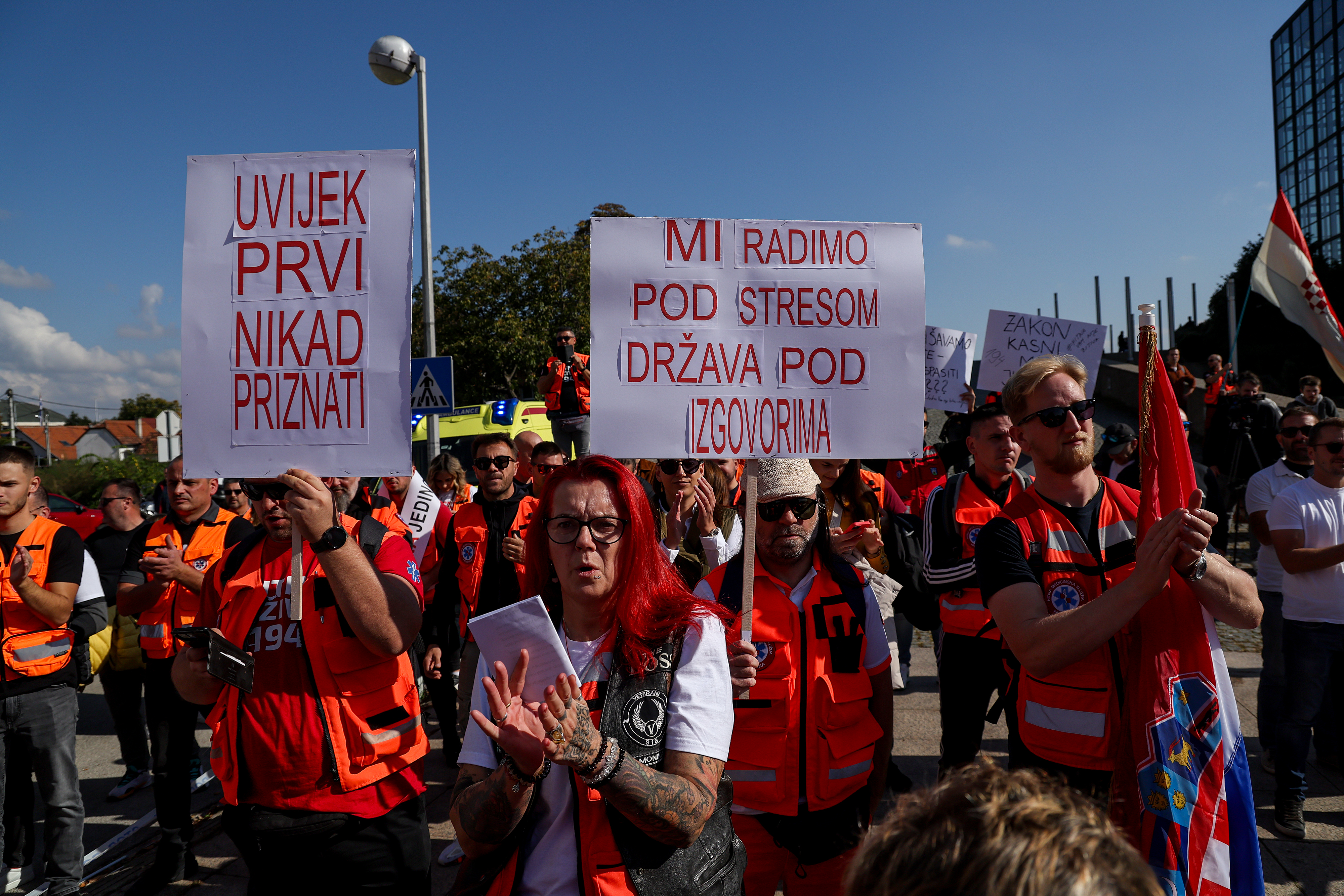 16.10.2025., Zagreb - Prosvjed djelatnika zavoda za Hitnu medicinu ispred NSK. Photo: Matija Habljak/PIXSELL