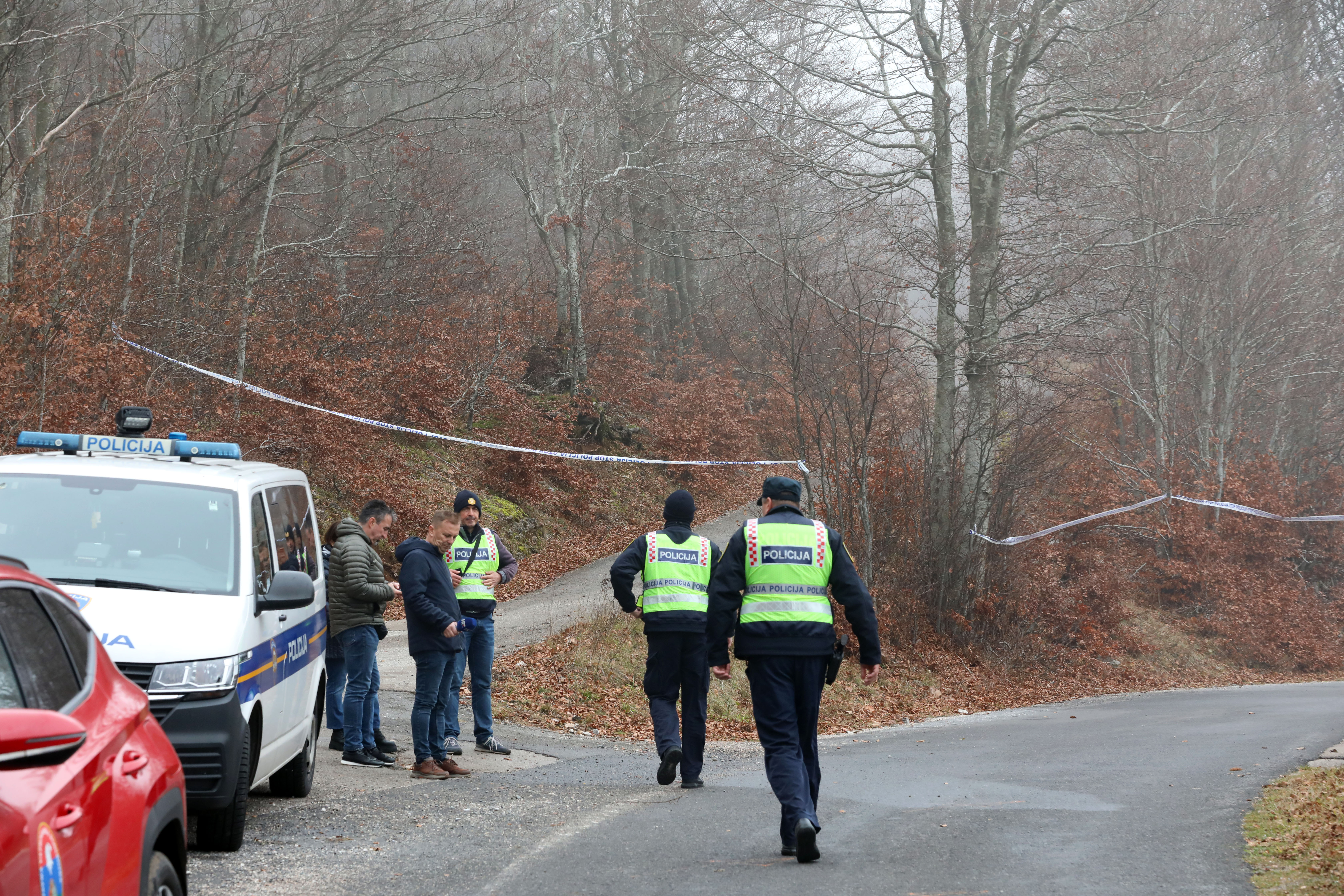 Ocevid na mjestu avionske nesrece. Photo: Goran Kovacic/PIXSELL