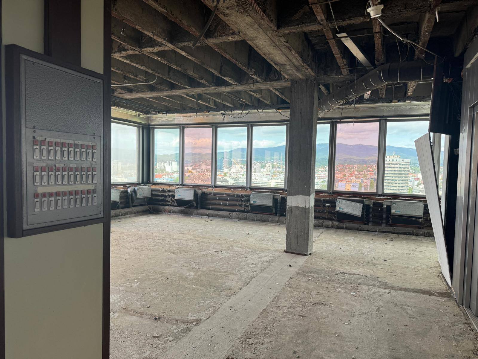 584345176_1266674488600438_3708954831702217685_n