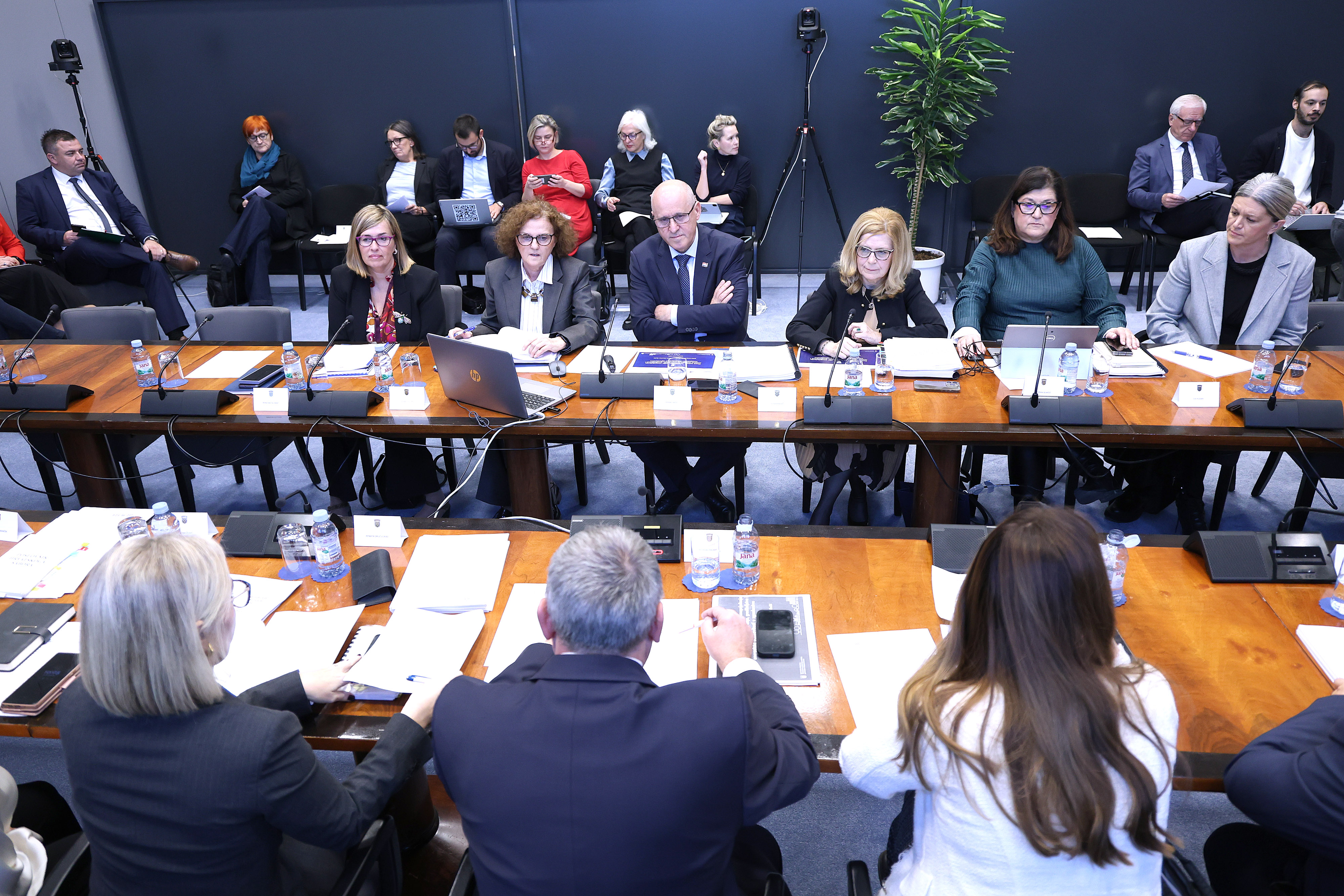 14.11.2025., Zagreb - Na 13. sjednici Odbor za prostorno uredjenje i graditeljstvo raspravlja o tri prijedloga zakona o gradjenju, prostornom uredjenju i energetskoj ucinkovitosti Photo: Patrik Macek/PIXSELL