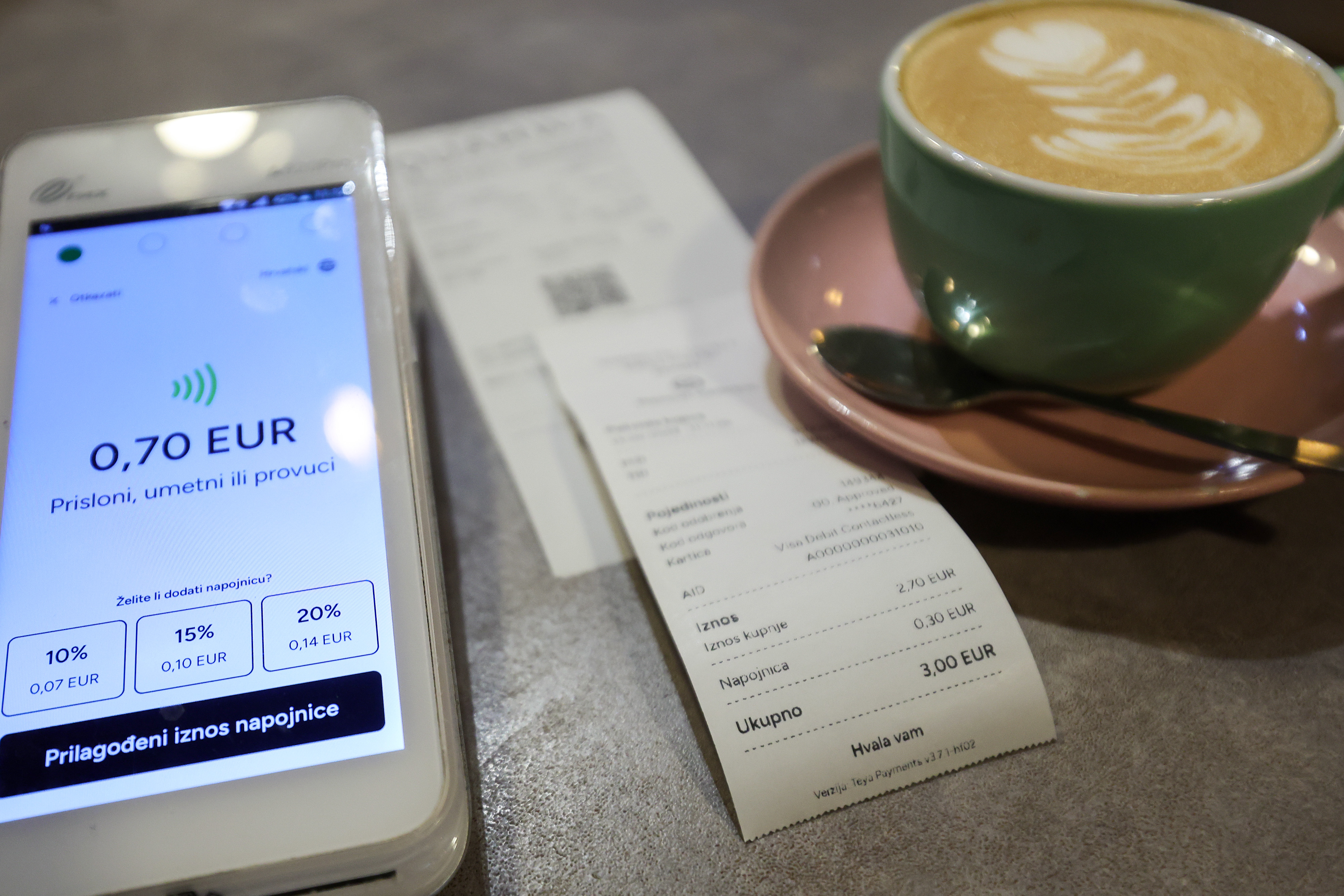 13.02.2024., Zagreb. Reportaza o karticnom placanju napojnica u caffe baru Quahwe. Photo: Sanjin Strukic/PIXSELL