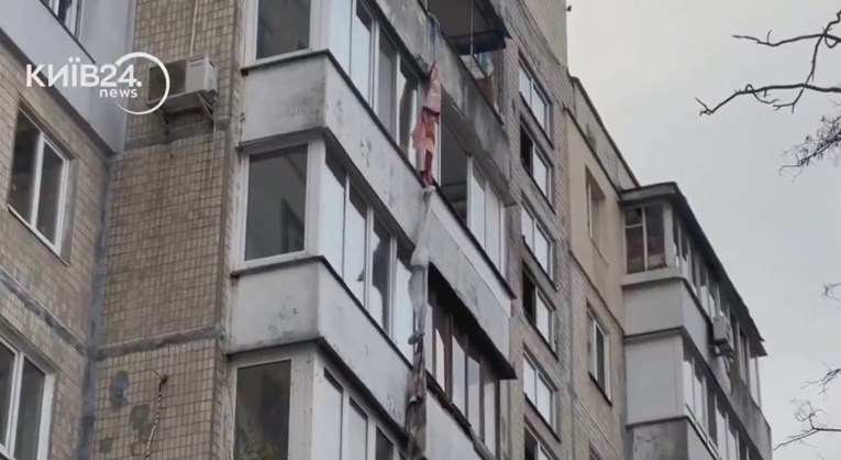 7613e80f-5320-42fd-b6b7-baf9b1fcd9a4