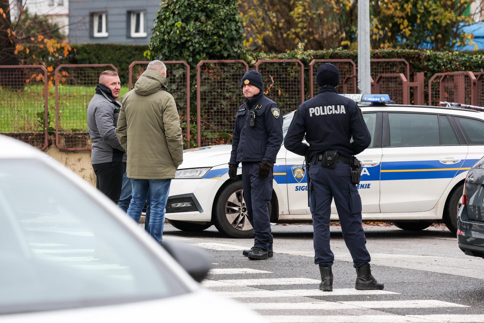 PXL_261125_142485647