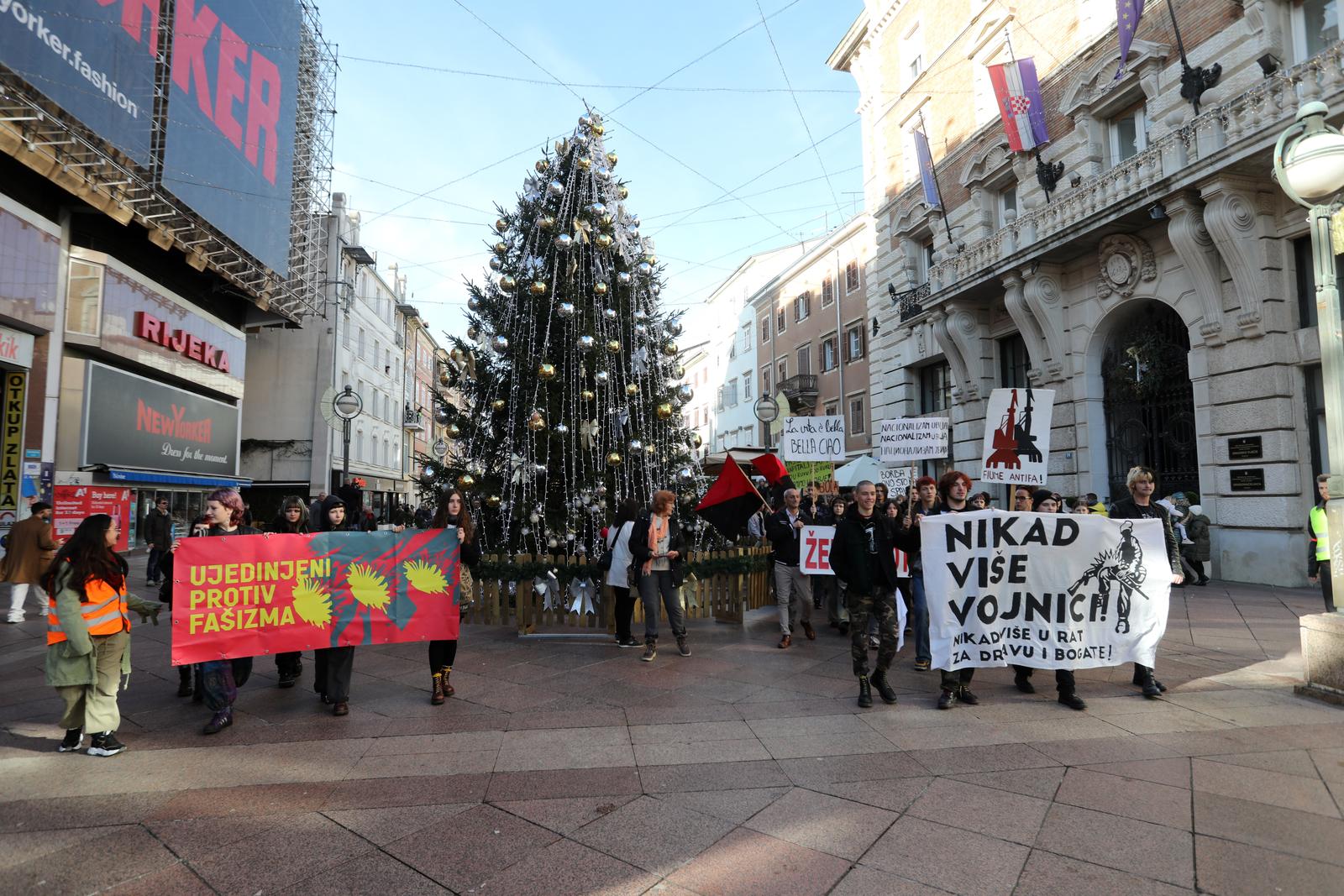 30.11.2025., Rijeka - Prosvjedni mars u organizaciji inicijative Ujedinjeni protiv fasizma, od jadranskog trga do spomenika Oslobodjenja od fasizma gdje je odrzan skup. Photo: Goran Kovacic/PIXSELL