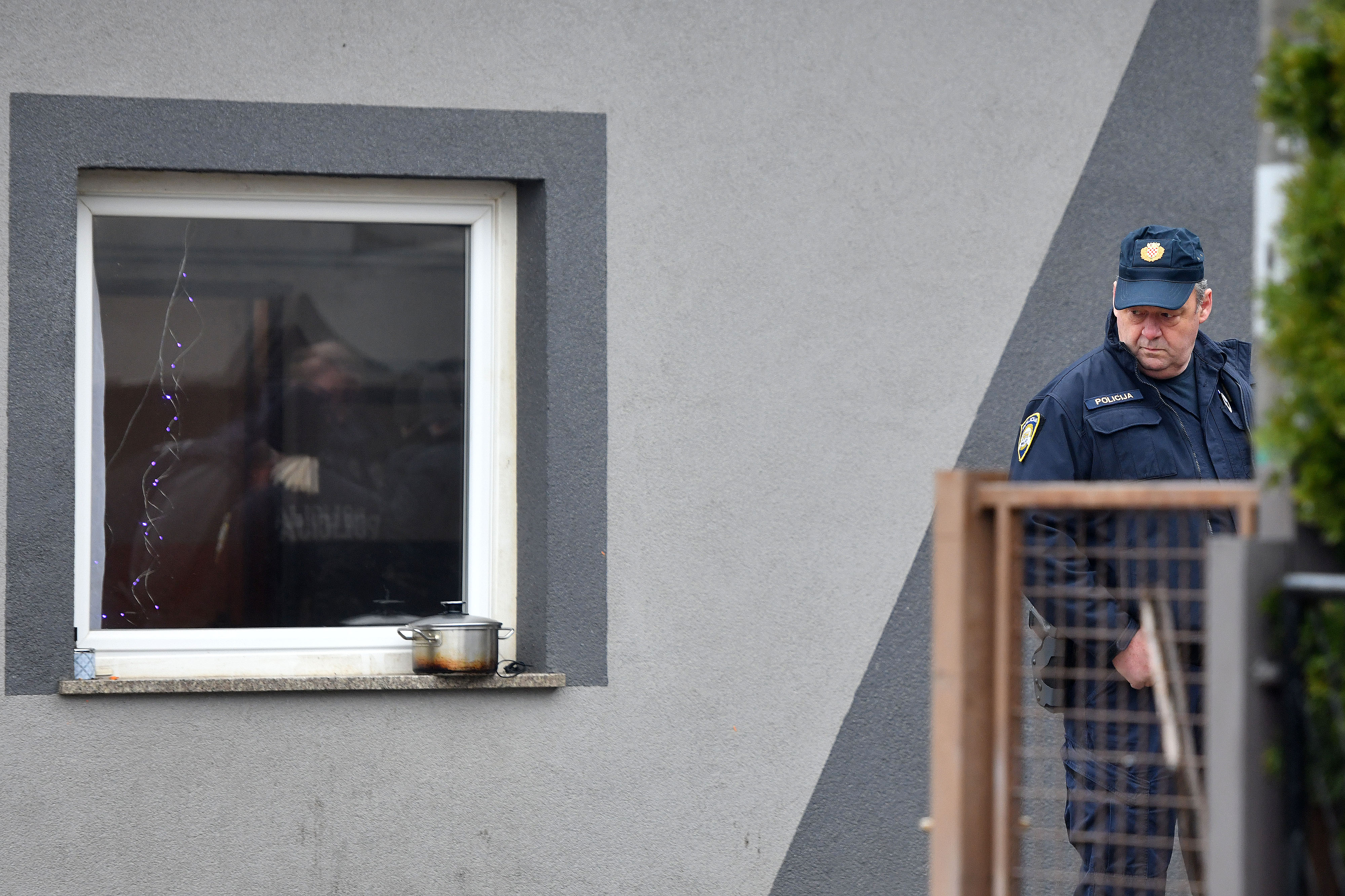 PXL_051225_142953865