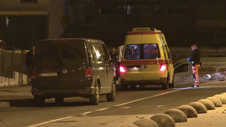 24096095-59e4-4d7e-bdcd-febf12538ef5