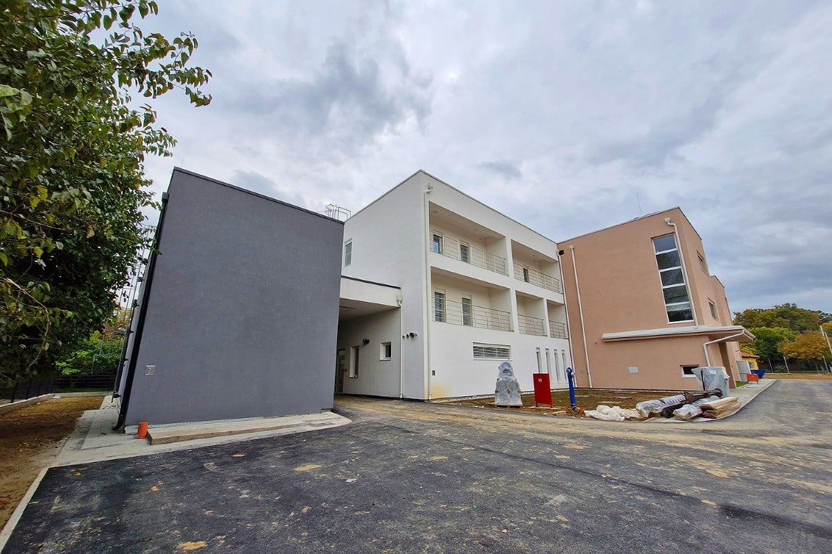 VOĆIN centar za starije