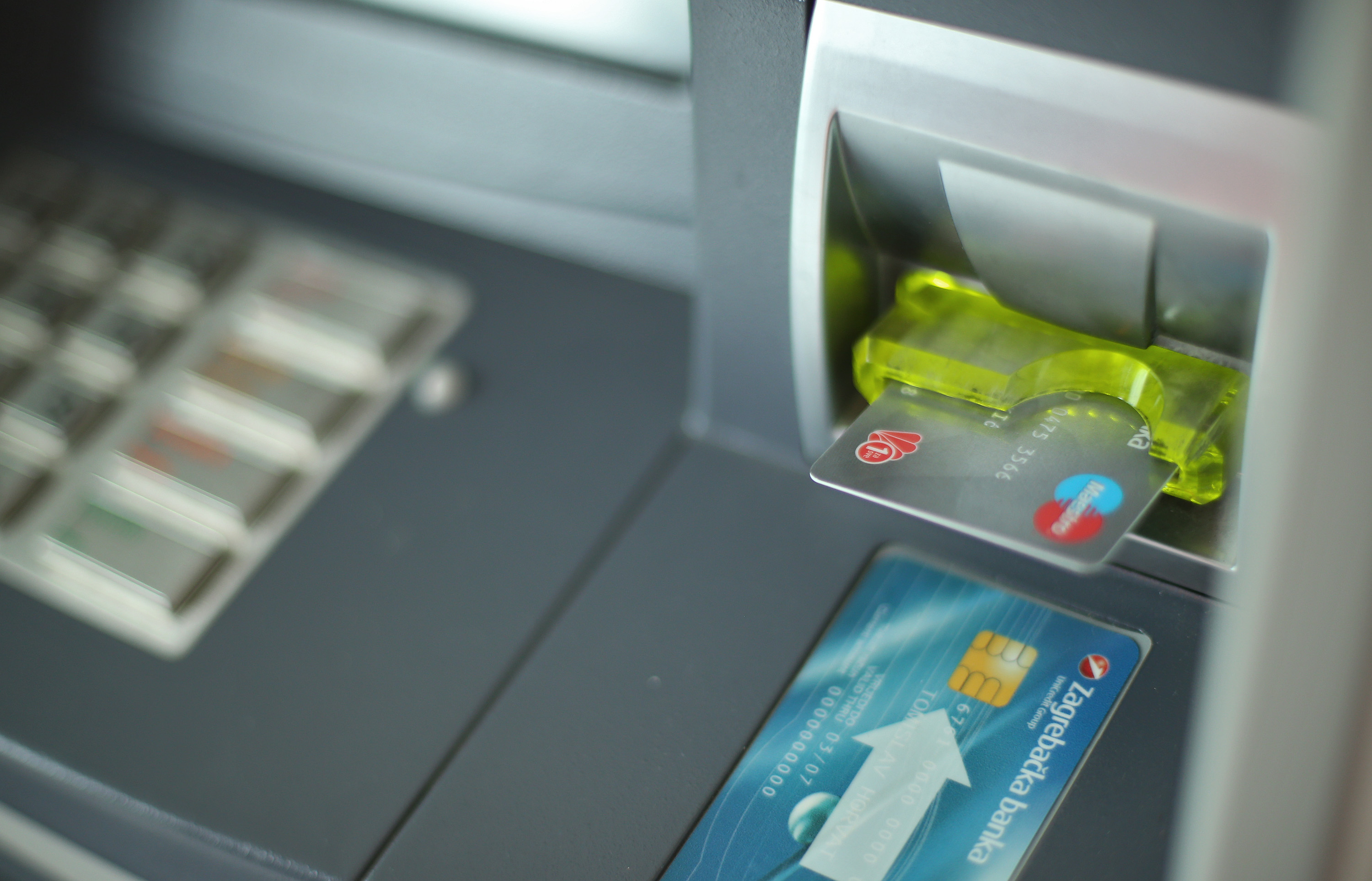 Podizanje gotovine s bankomata