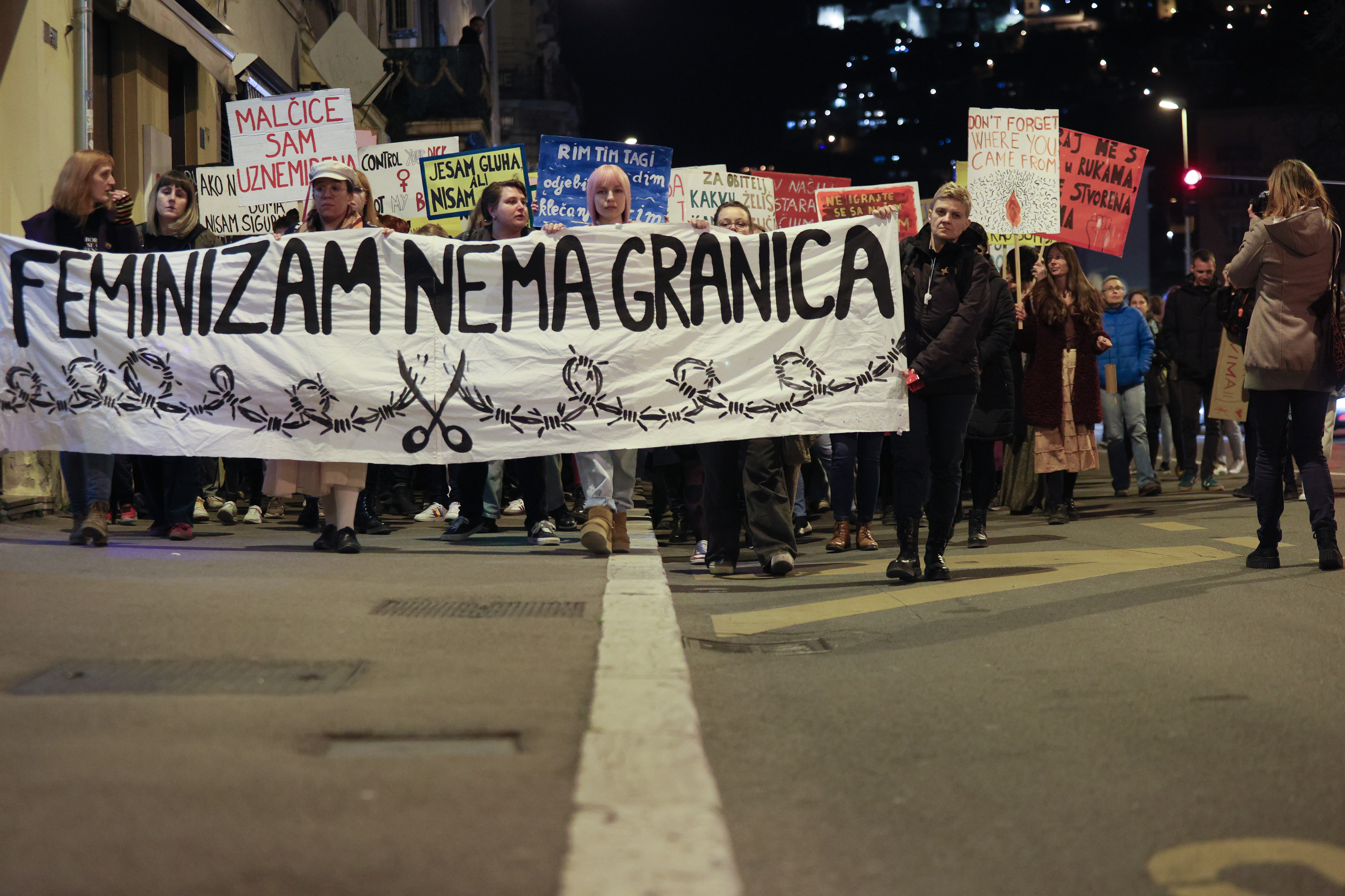 U Rijeci održan Noćni marž povodom Međunarodnog dana žena