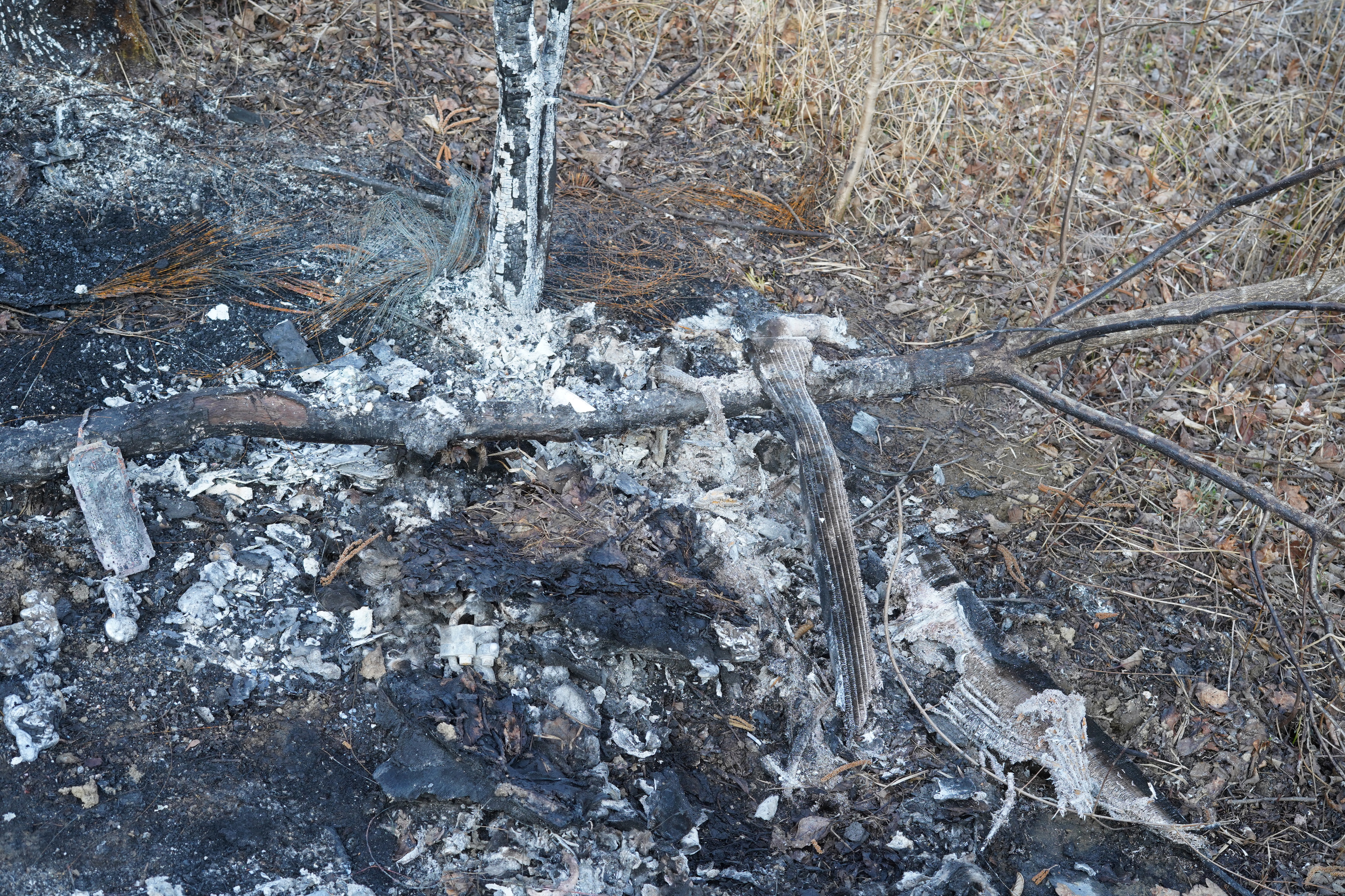 U blizini Petrinje pronađen zapaljen automobil u kojem je bilo izgorjelo tijelo