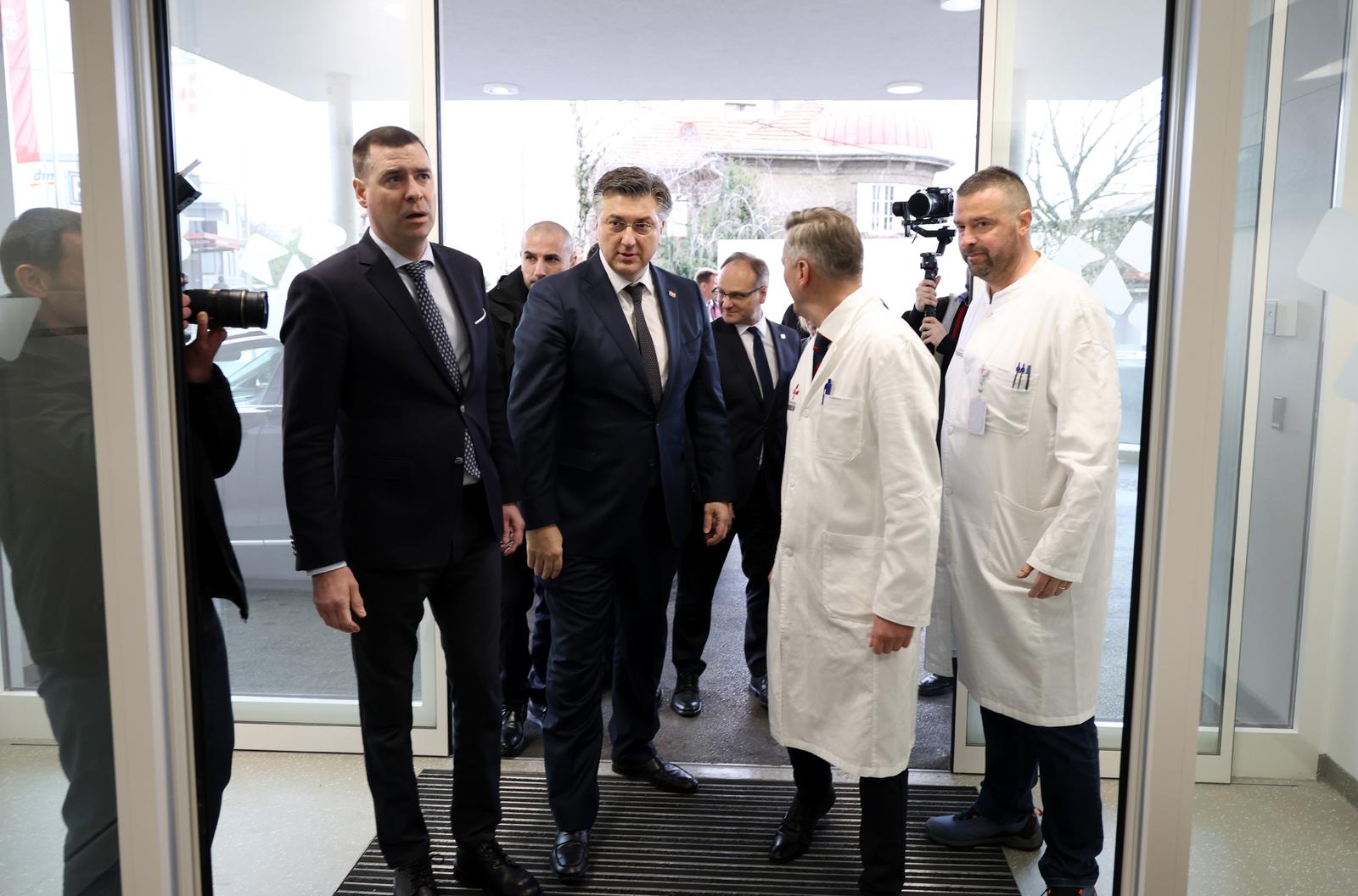 Zagreb: Svečano otvorenje cjelovito obnovljene zgrade KB Merkur