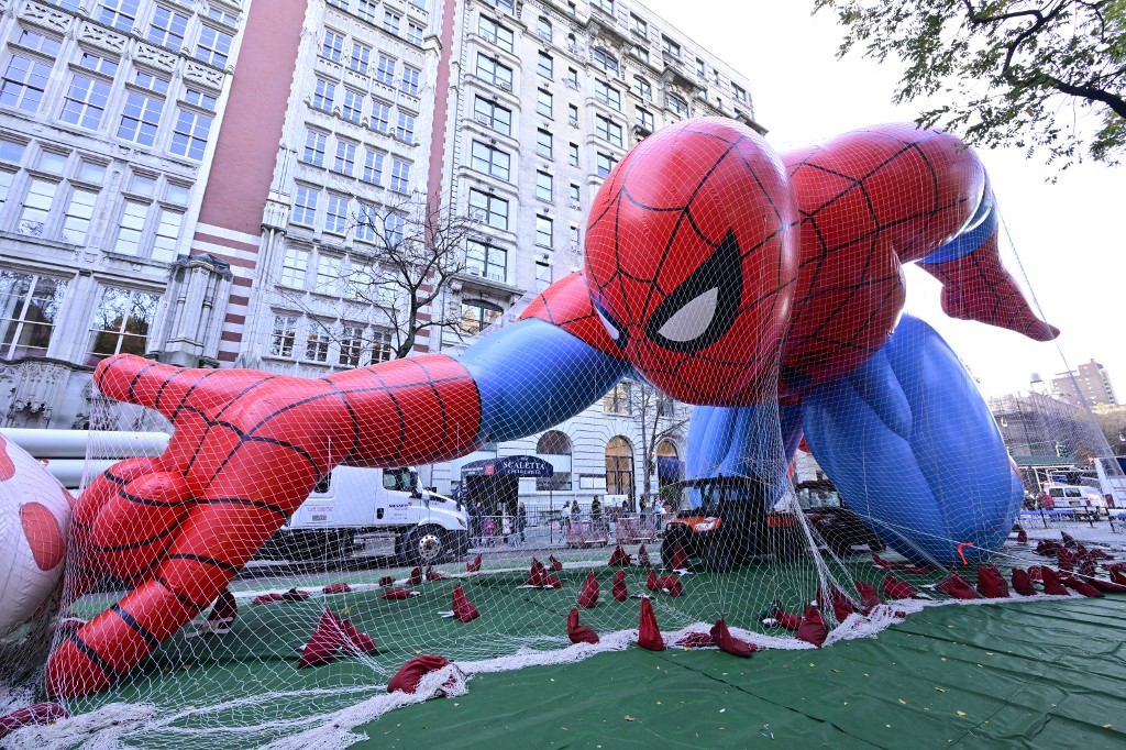 Macy's Balloon Inflation 2024