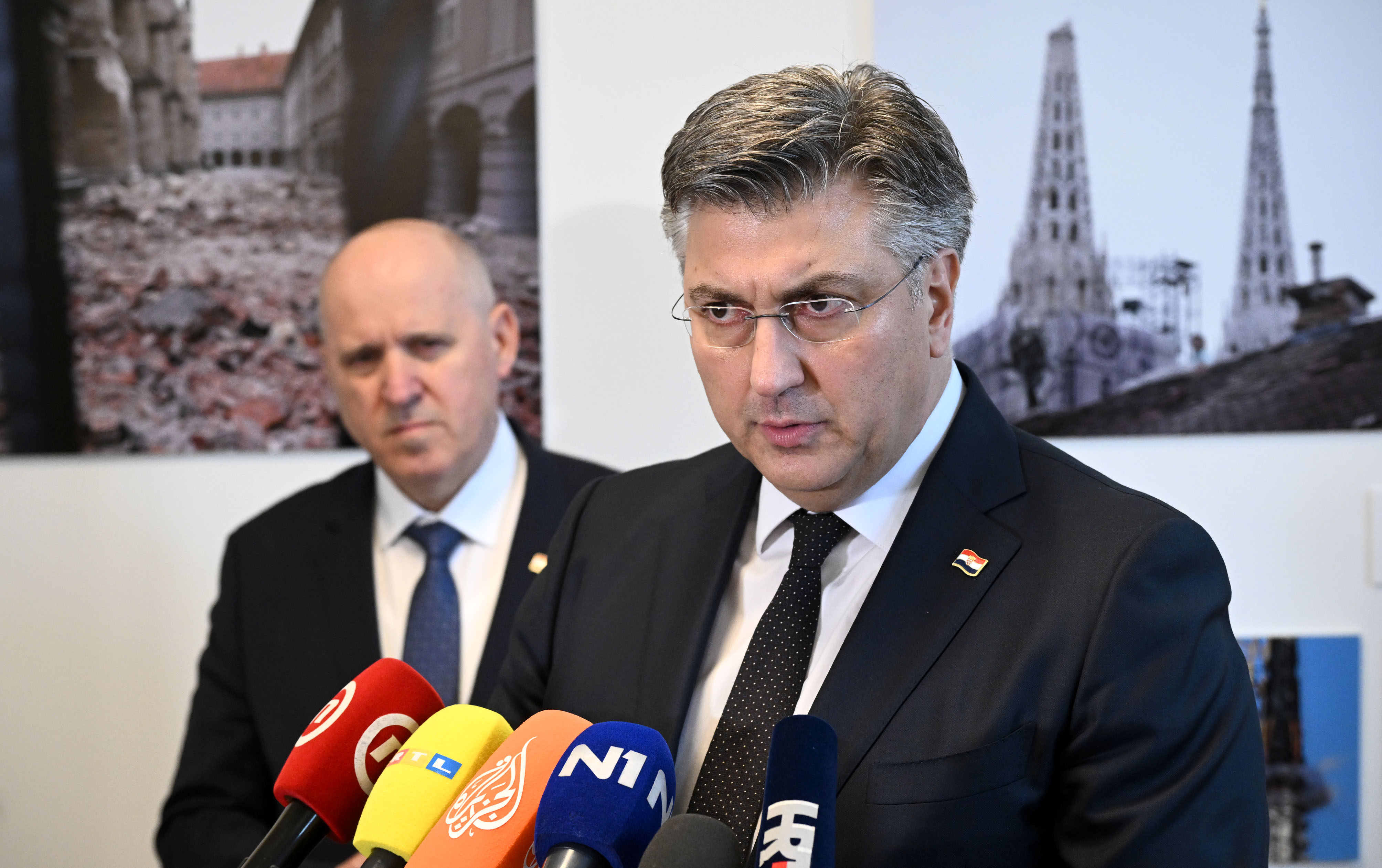 Zagreb: Obilazak zgrade HINA-e i otvorenje izložbe povodom 5. obljetnice razornog potresa