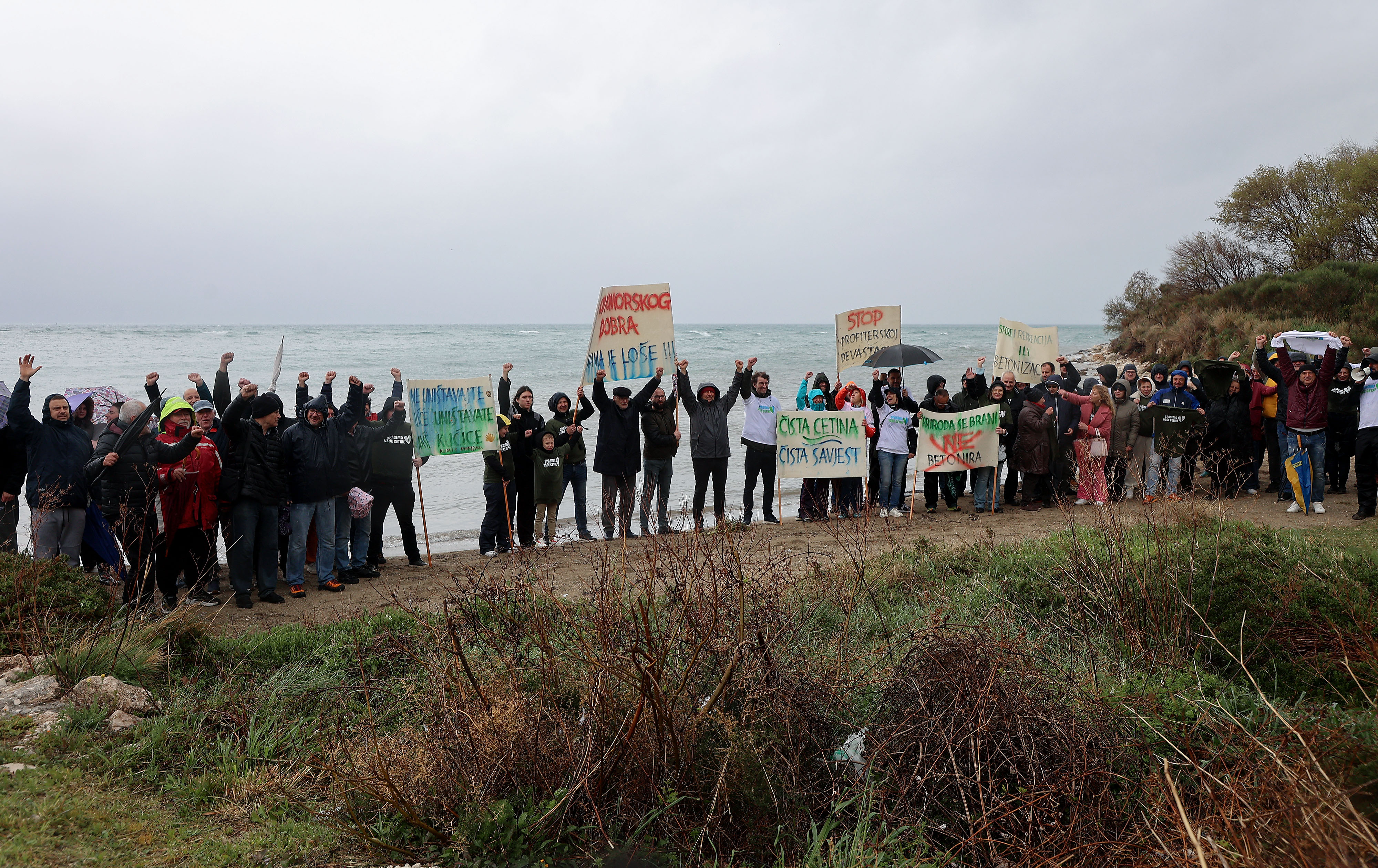 Omiš: Prosvjed za očuvanje ušća rijeke Cetine