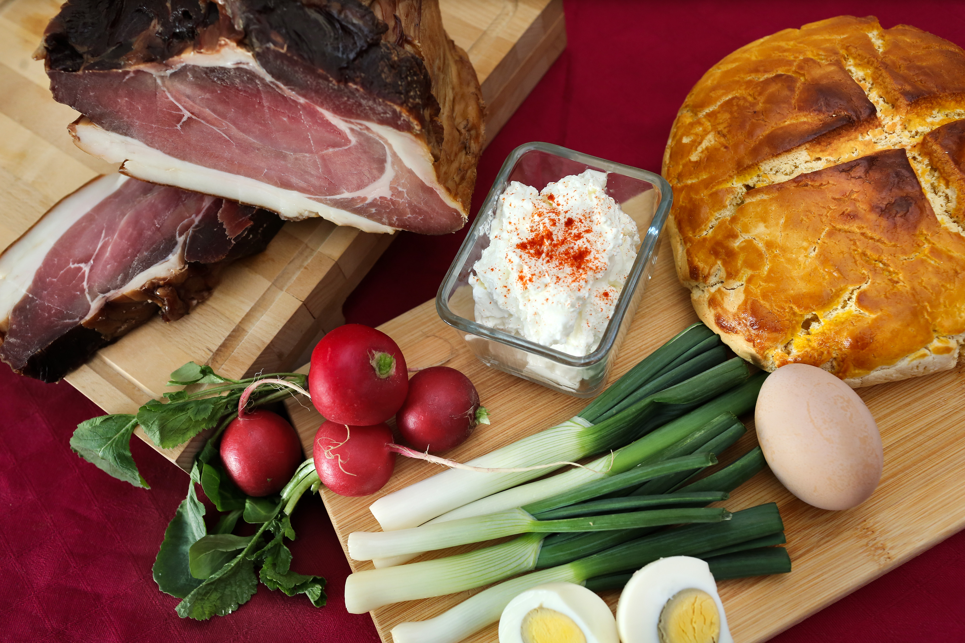 Tradicionalna Uskrsna košarica