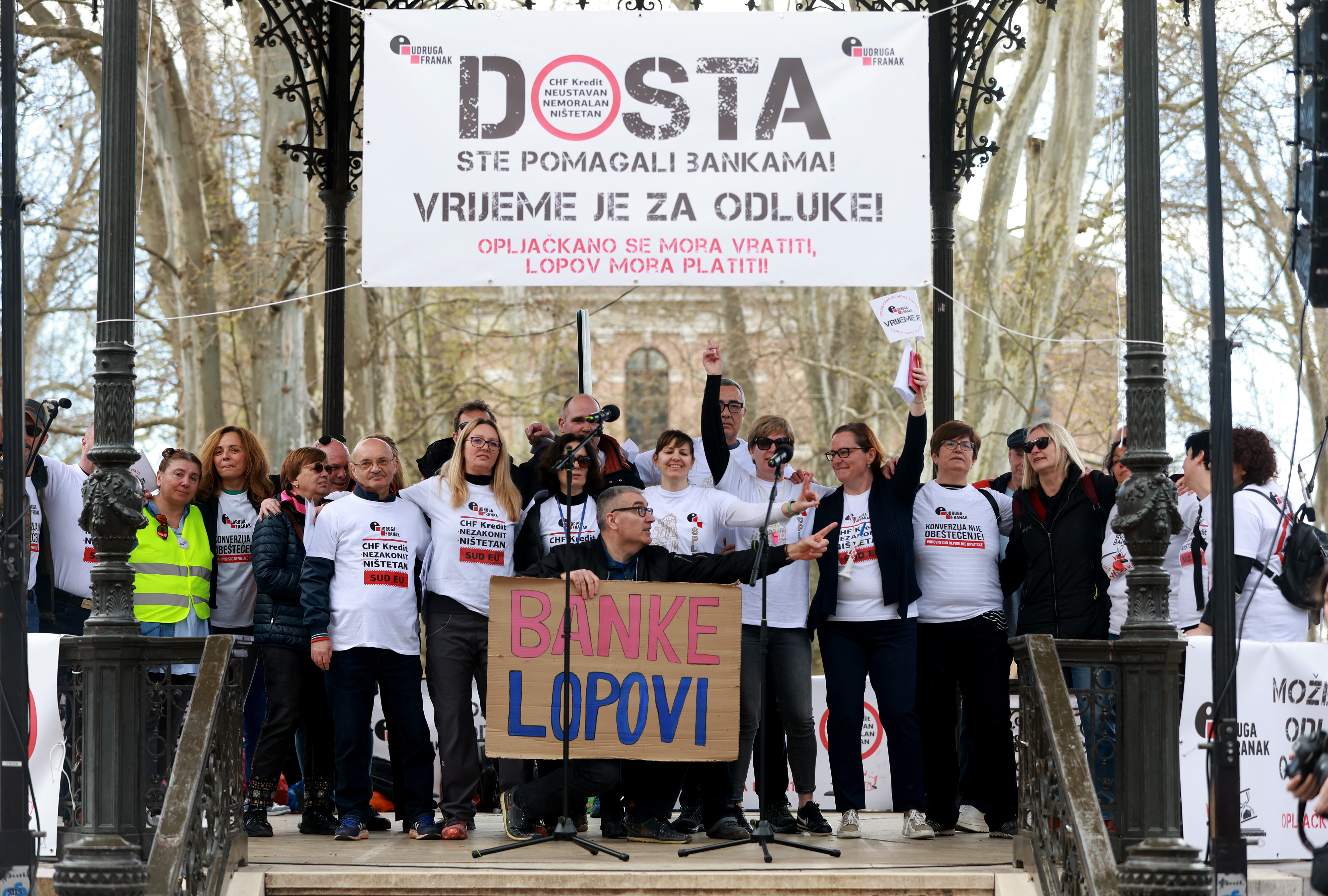 Zagreb: U parku Zrinjevac organiziran prosvjed Udruge franak pod nazivom "Vrijeme je!"