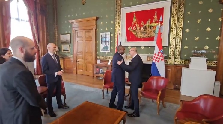 Gordan Grlić Radman