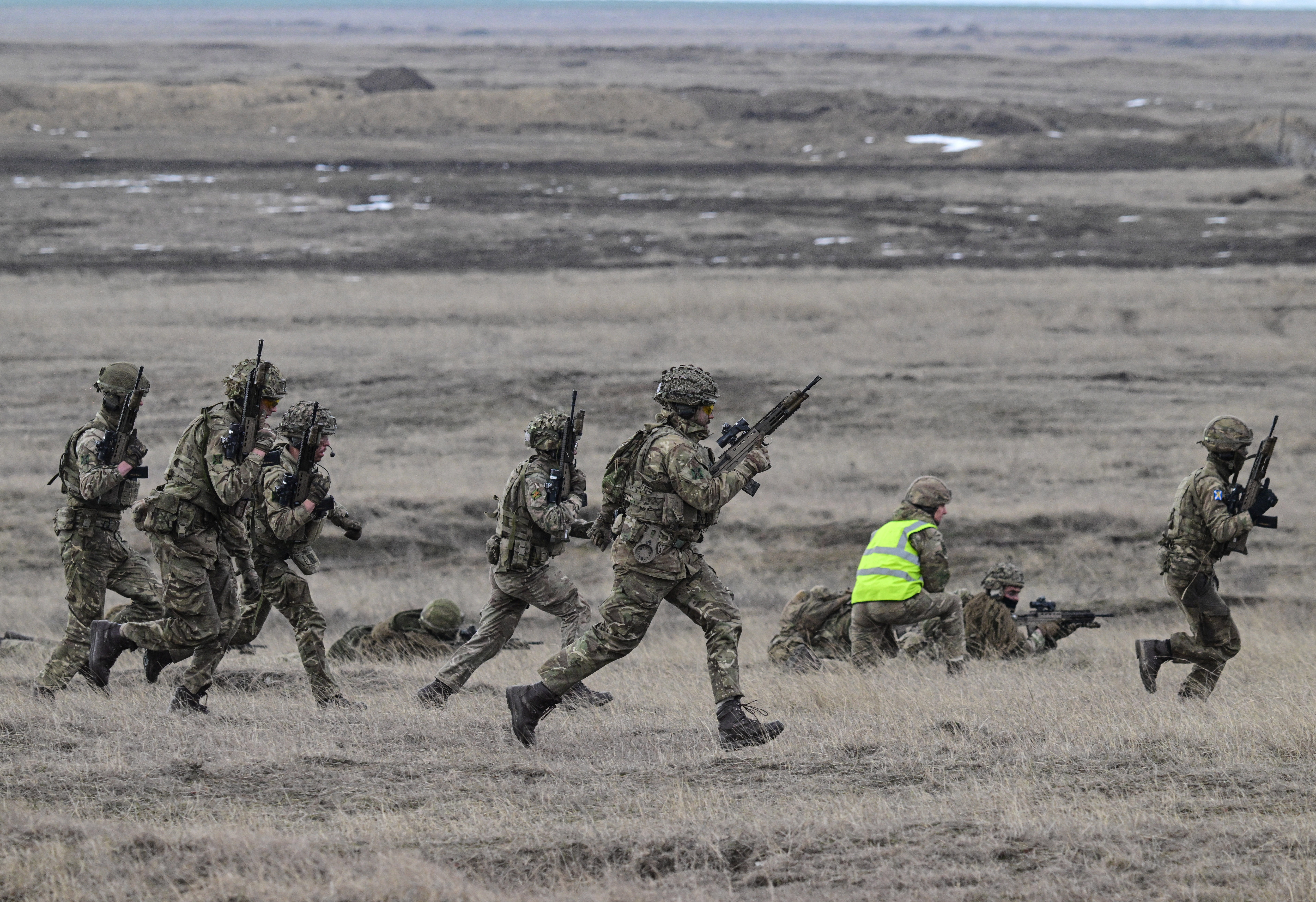 NATO vježba, vojska