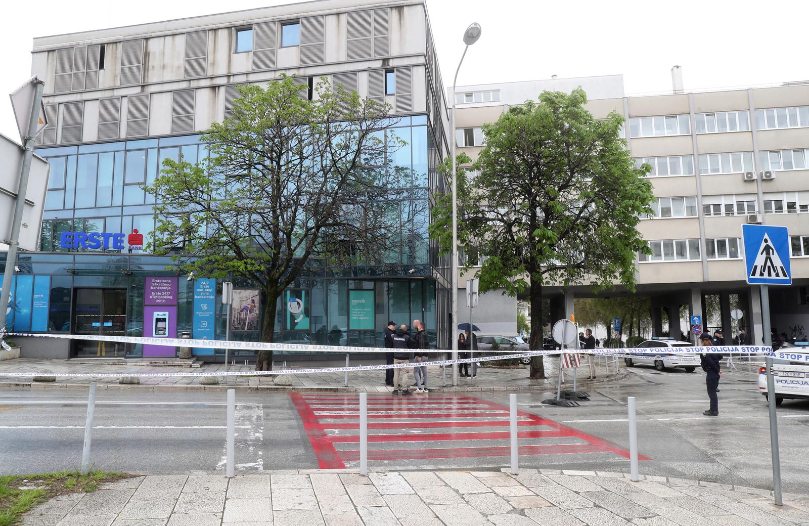 Policija u Splitu ubila razbojnika koji je pokušao opljačkati banku