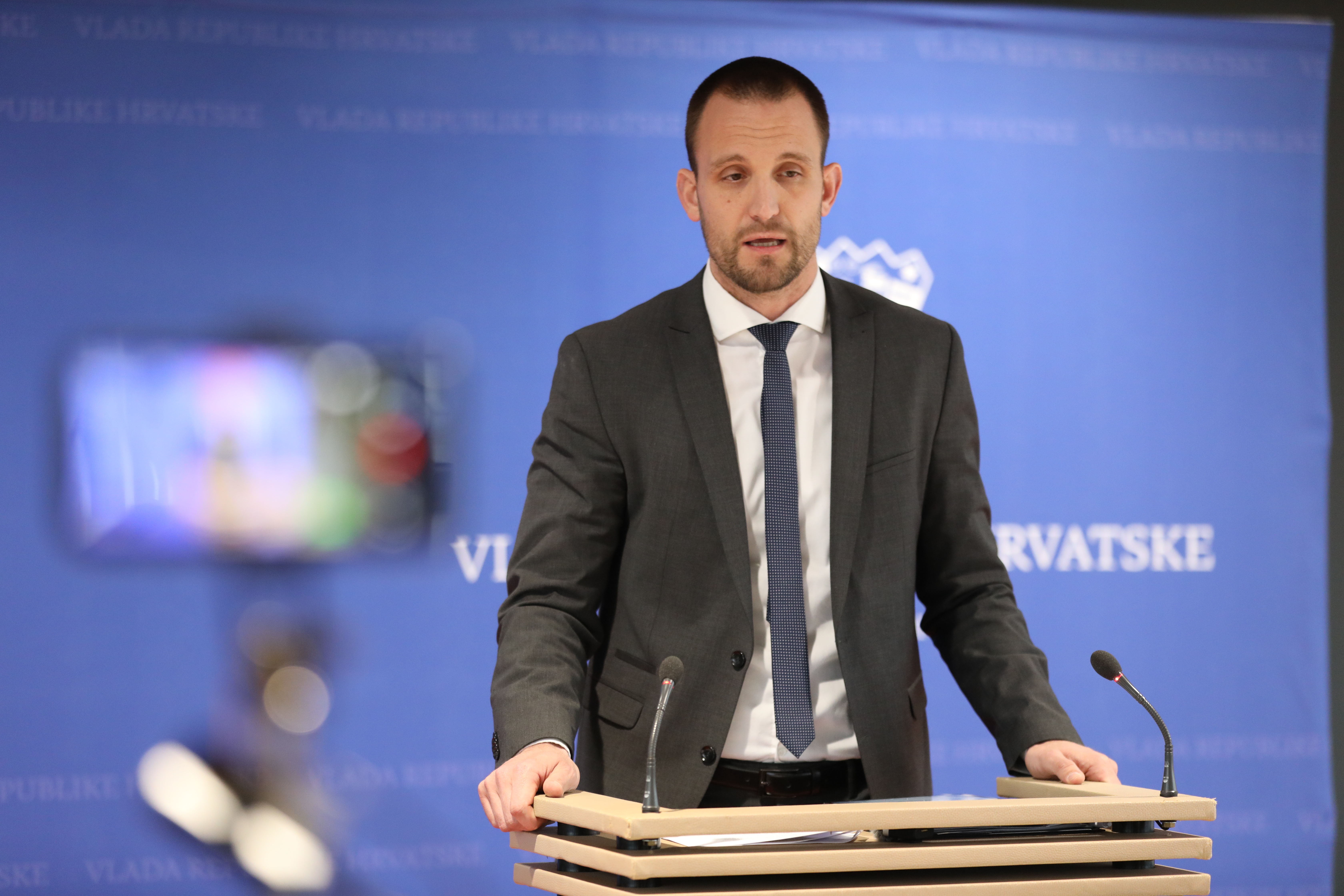 Zagreb: Ministar Šime Erlić obratio se medijima nakon održane sjednice Vlade RH