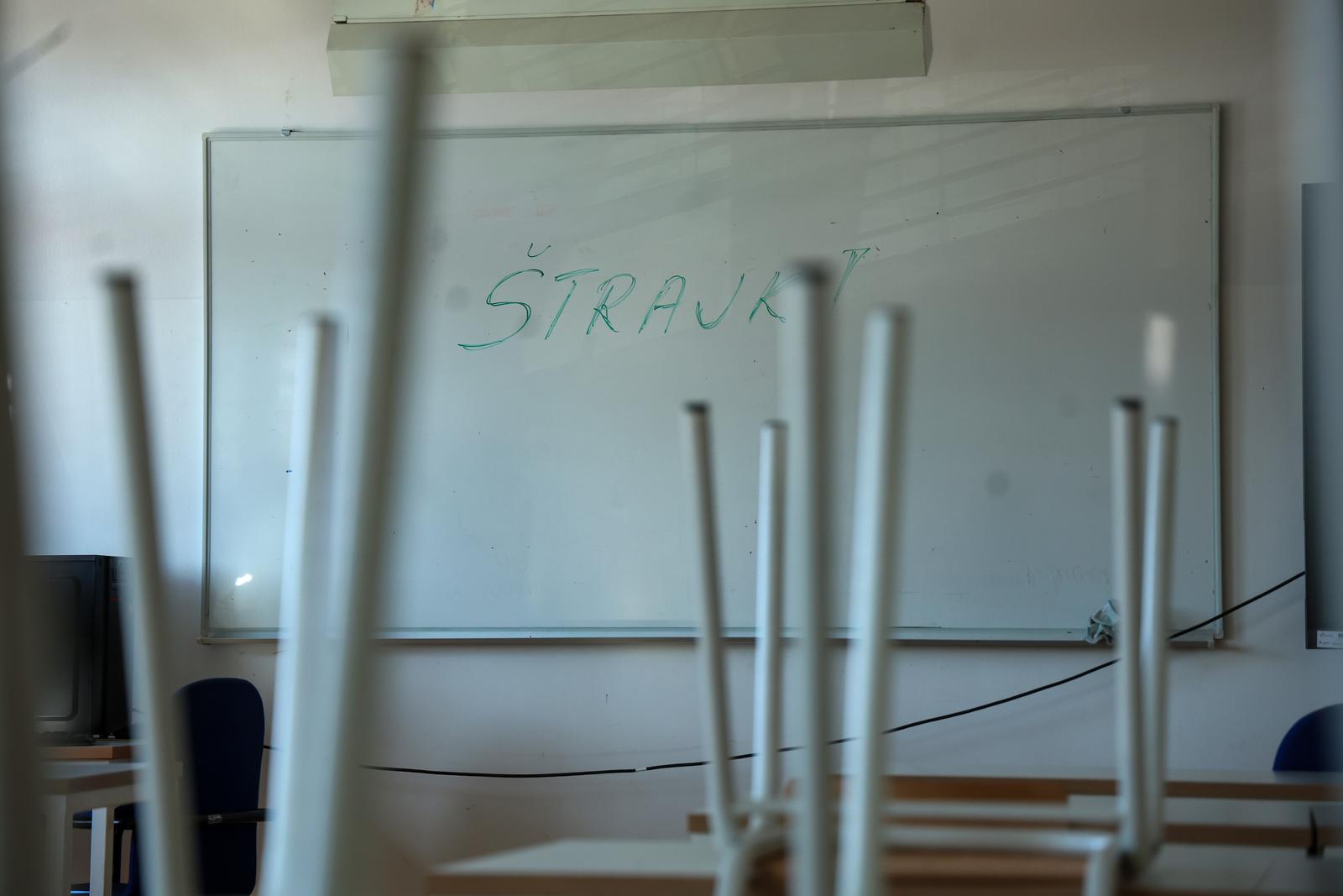 Zagreb: Zrinko Turalija dao je izjavu medijima povodom štrajka u školstvu