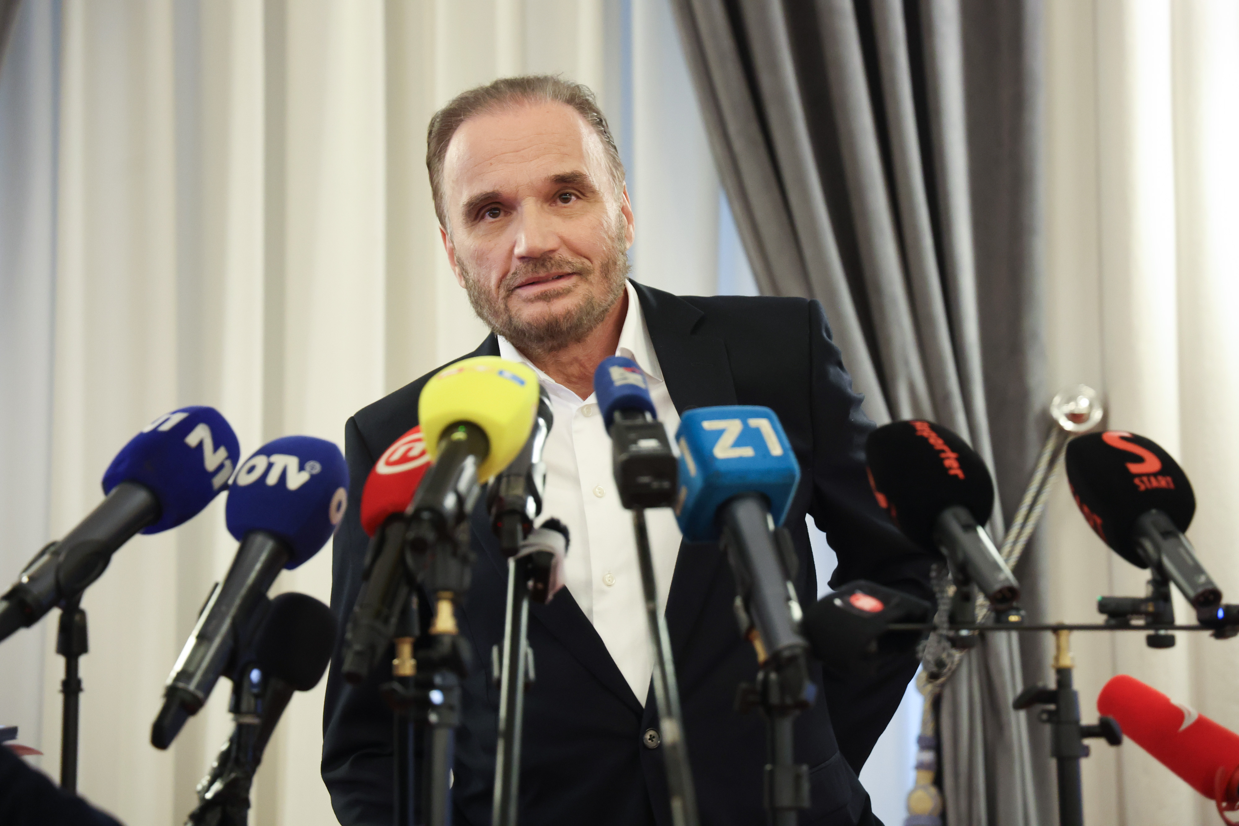 Zagreb: Izvanredna konferencija za medije povodom podnošenja kaznene prijave protiv Tomislava Tomaševića