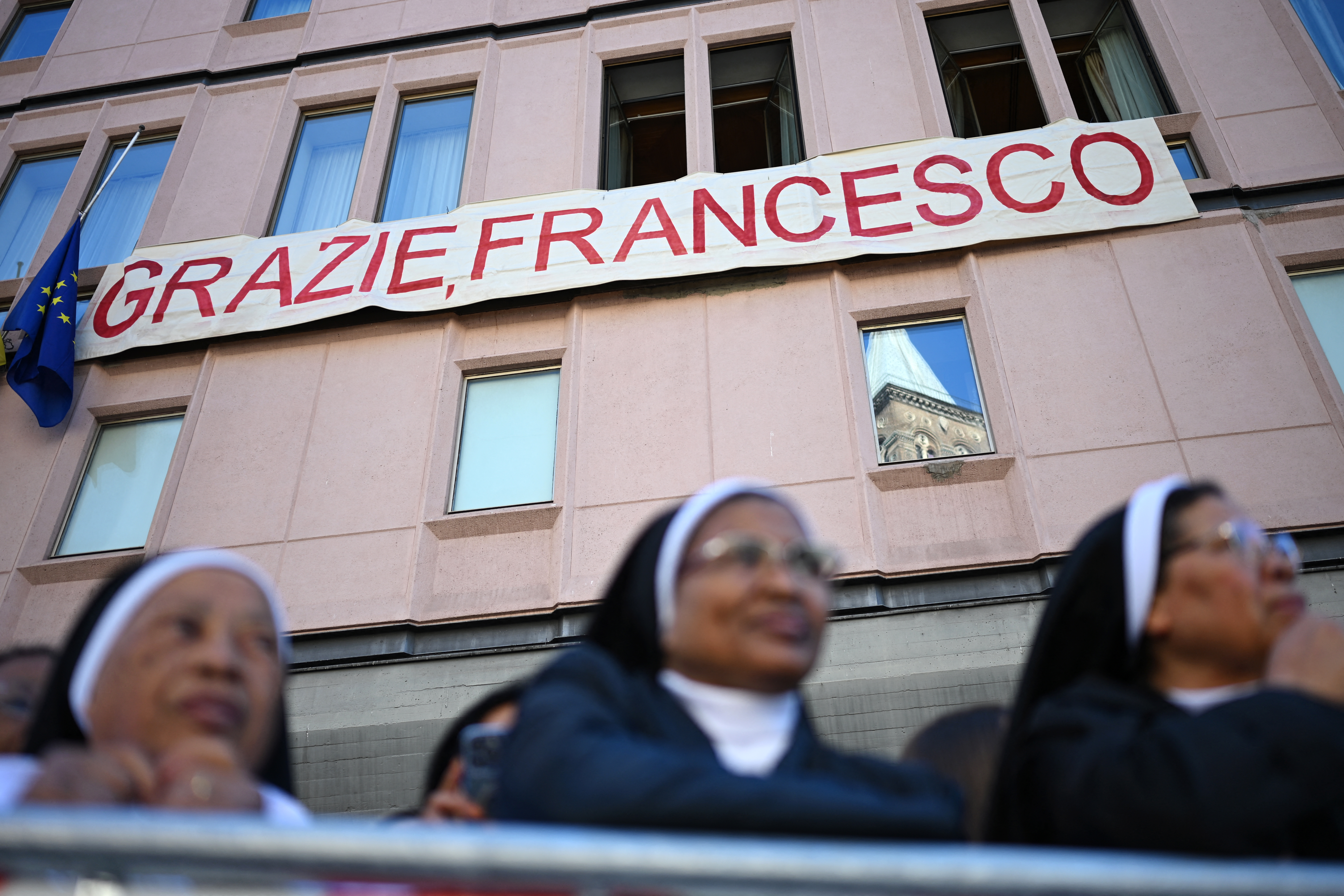 vatikan, papa, sprovod