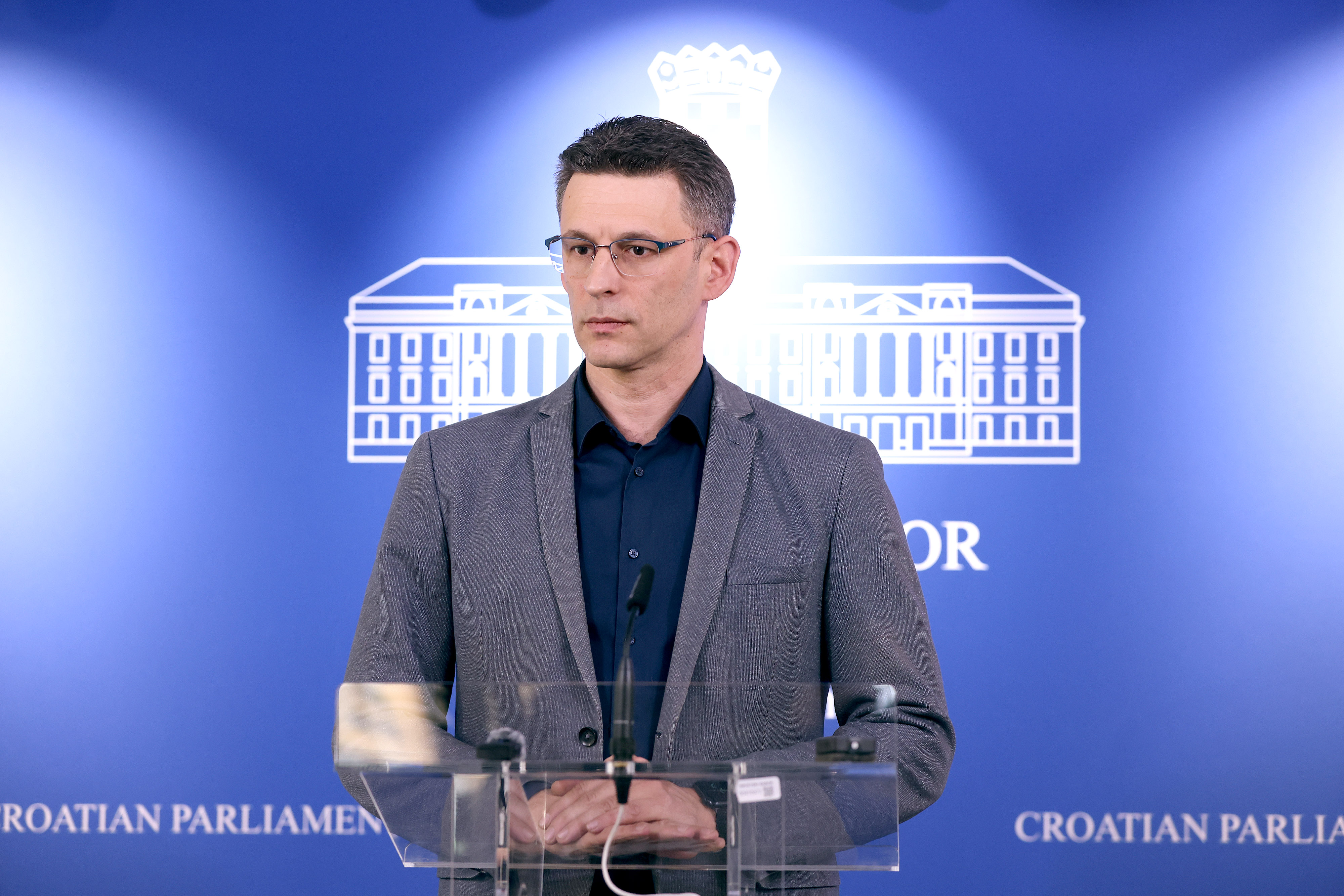 Zagreb: Božo Petrov