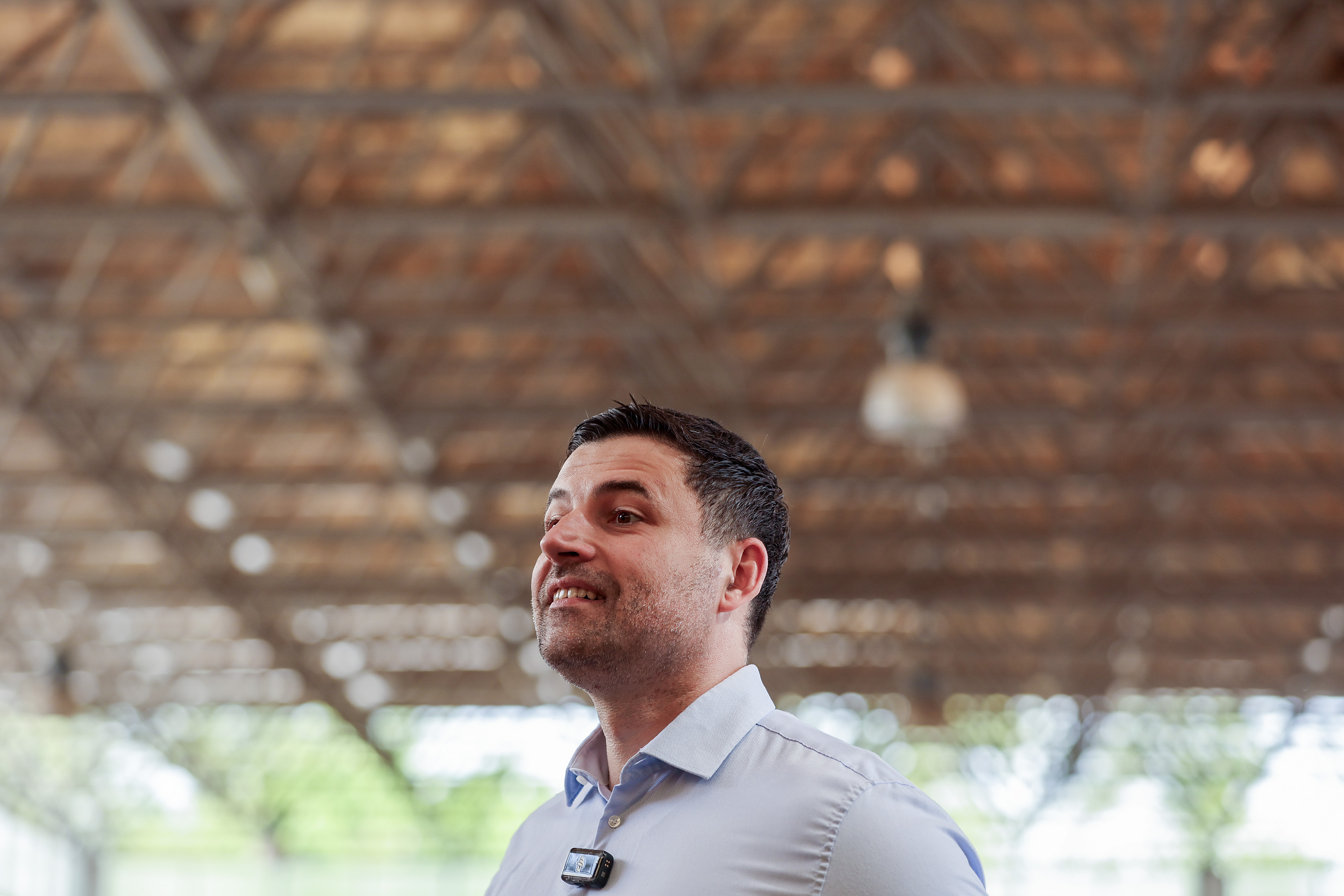 Zagreb: Bernardić i Goluža družili se s građanima na tržnici Utrina